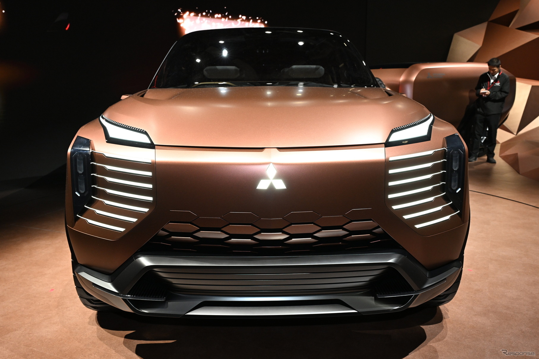 三菱 エレバンス コンセプト（ジャパンモビリティショー2025）