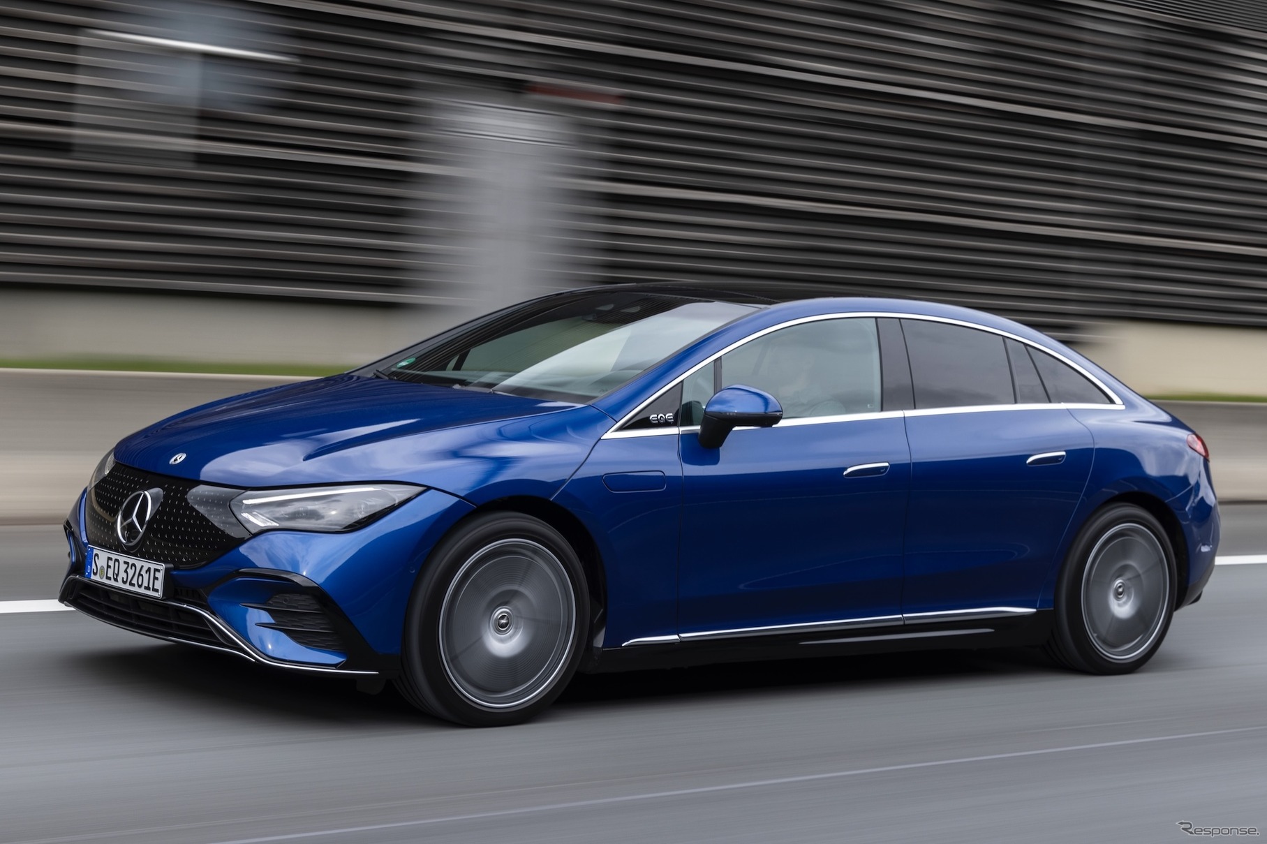 メルセデスベンツ EQE