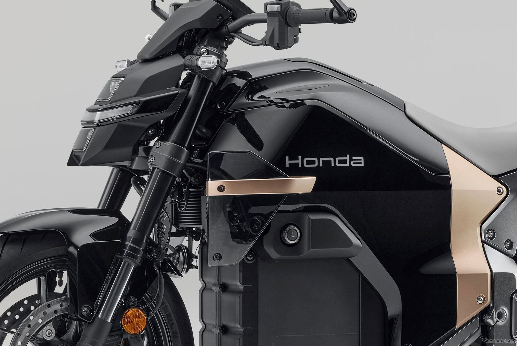 ホンダ WN7の「Honda」エンブレム