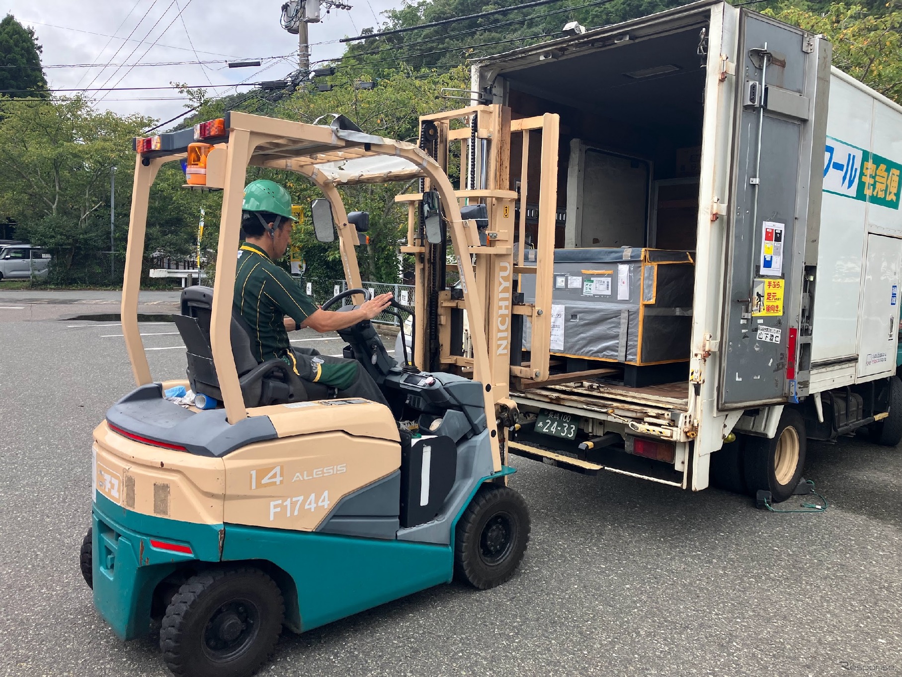 活魚のスピード輸送を開始