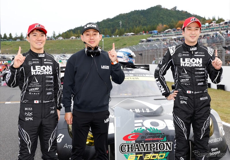 「K2 R&D LEON RACING」