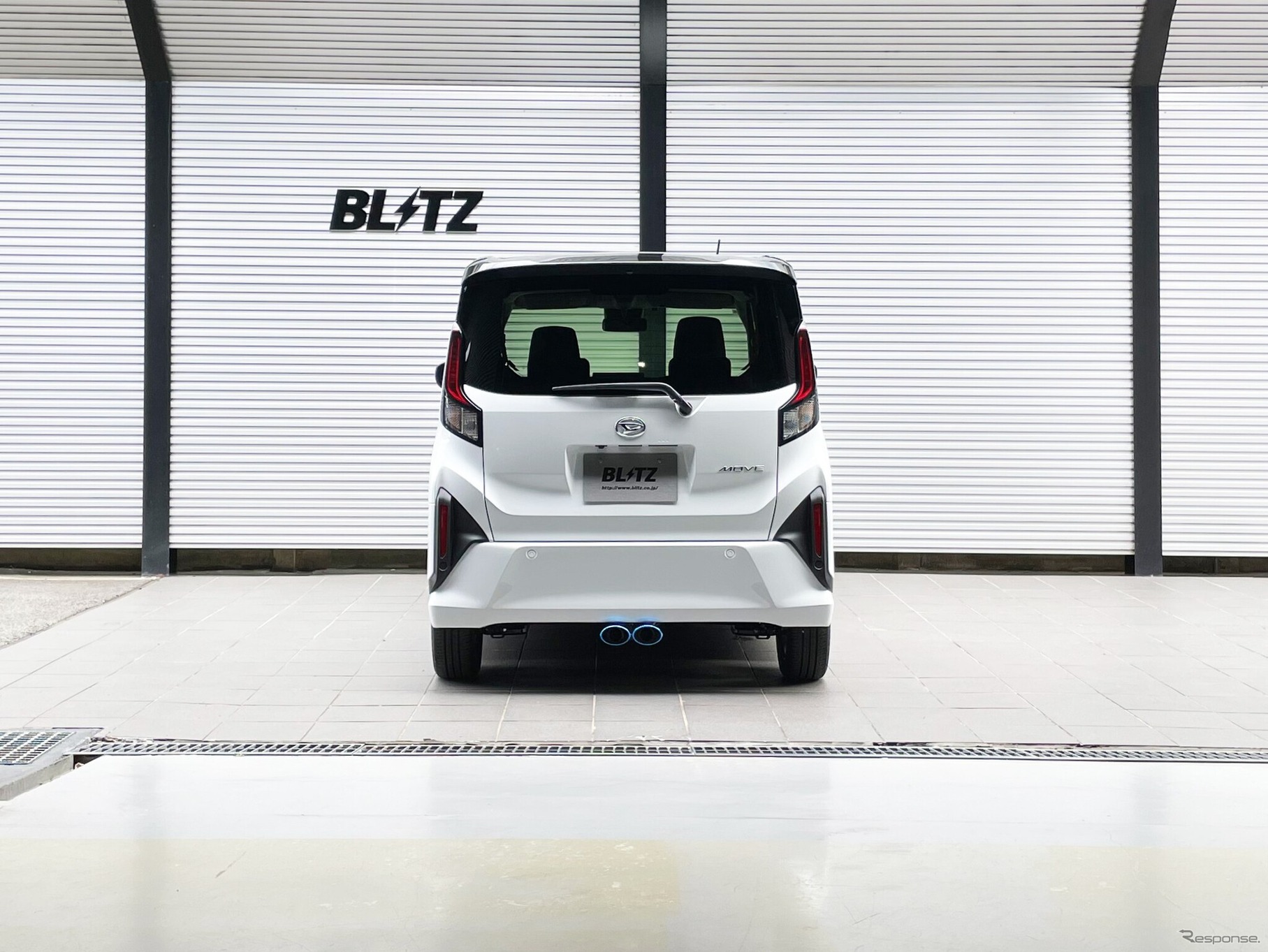 ブリッツ ニュルスペック・カスタムエディション チタンカラーテールセット（VSR）　ダイハツ・ムーヴ（LA850S）装着例