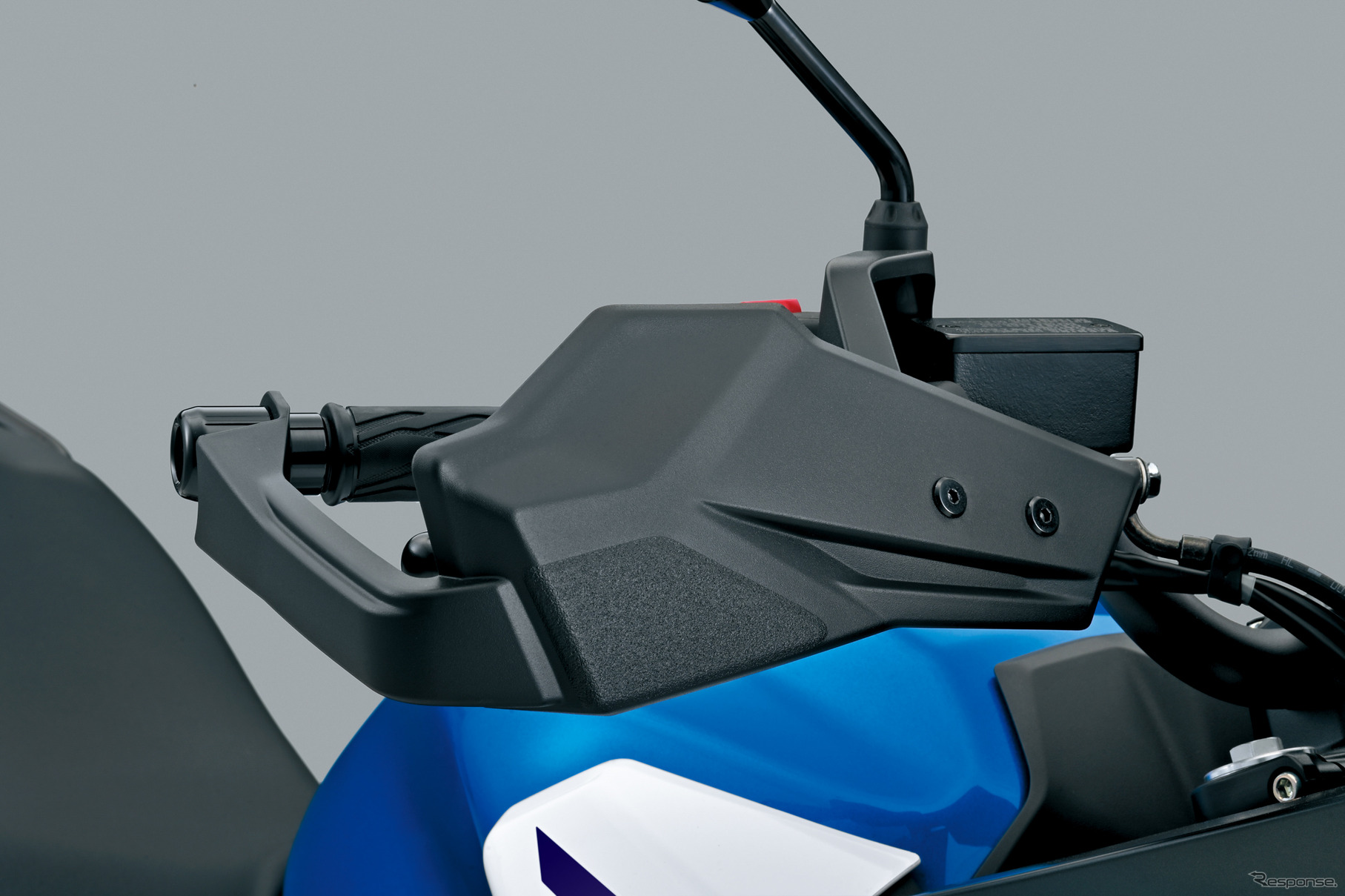 スズキの新型クロスオーバー『SV-7GX』