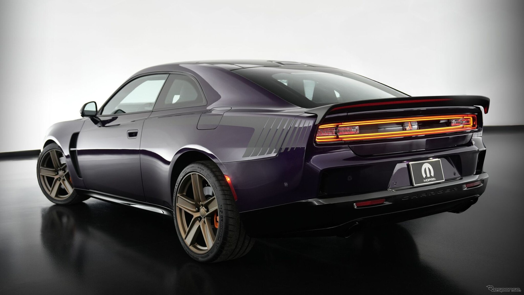 モパライズド ダッジ SIXPACK チャージャー コンセプト