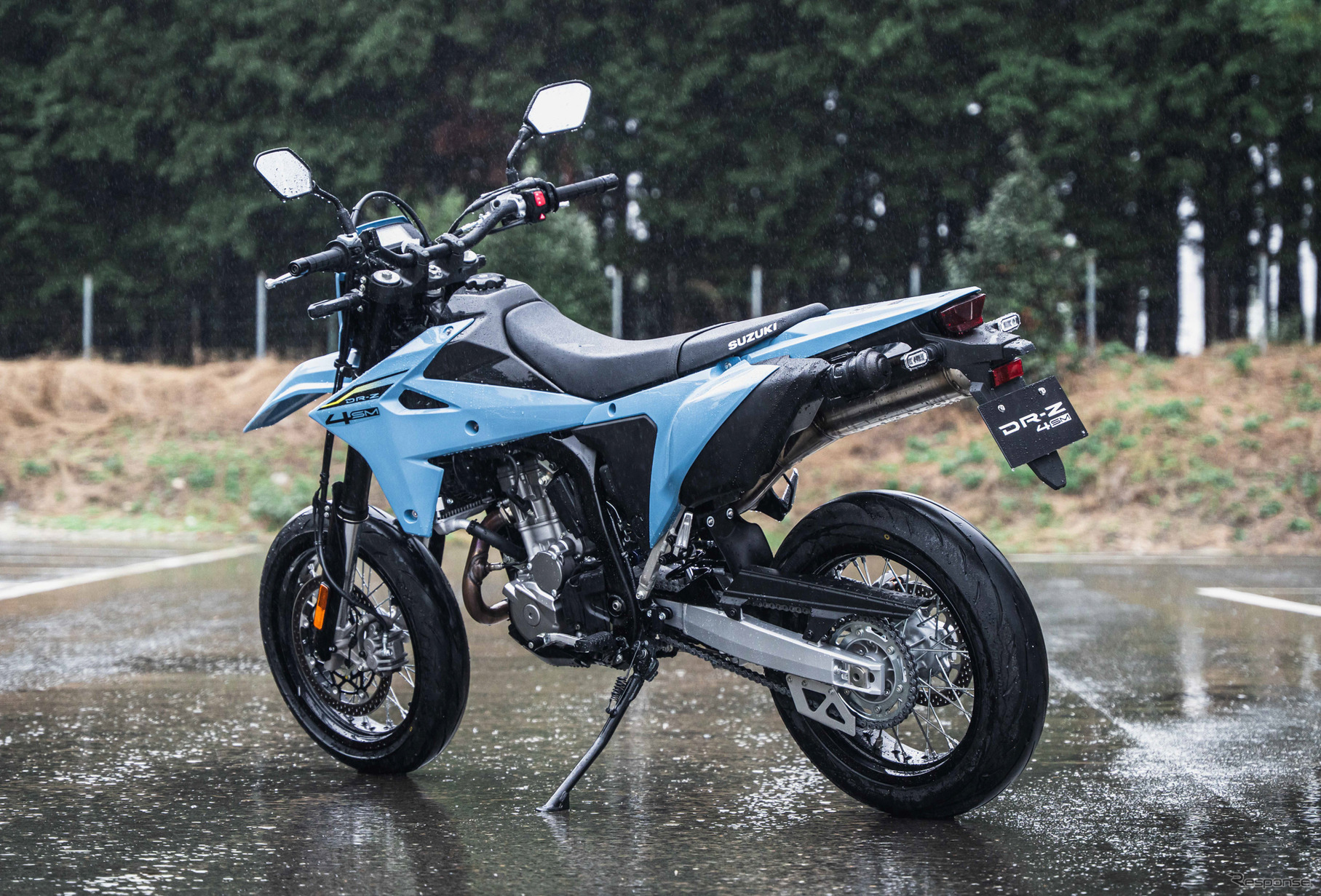 スズキ DR-Z4SM