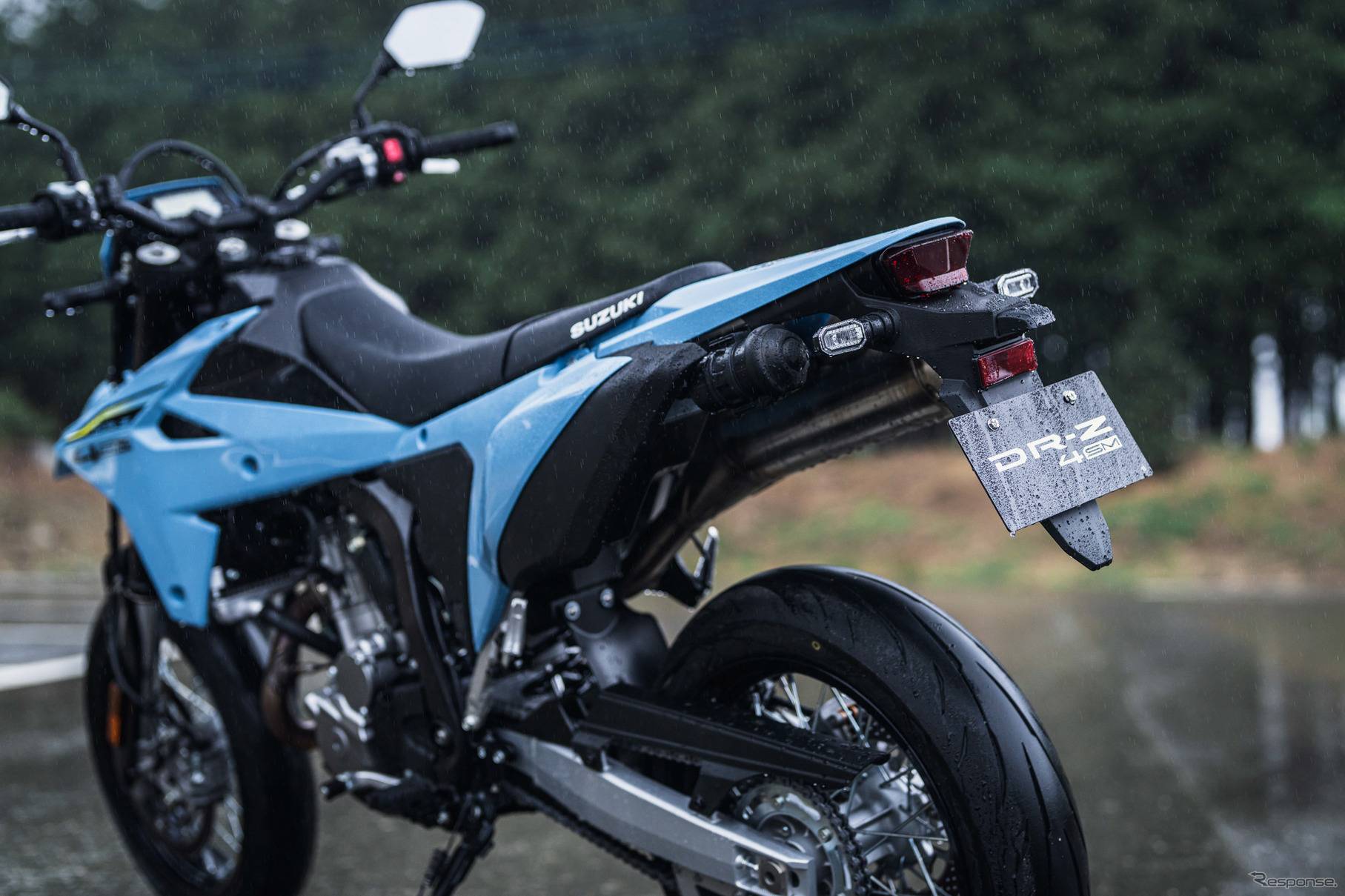 スズキ DR-Z4SM
