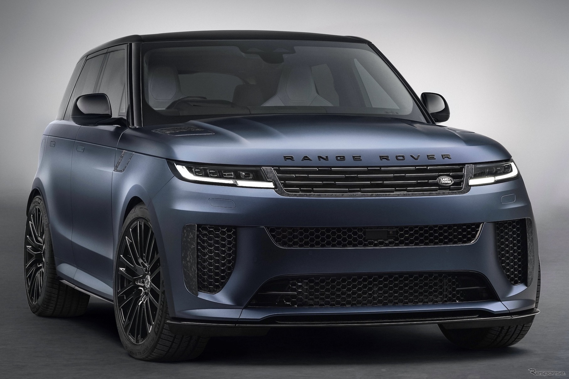 レンジローバー・スポーツSV 現行