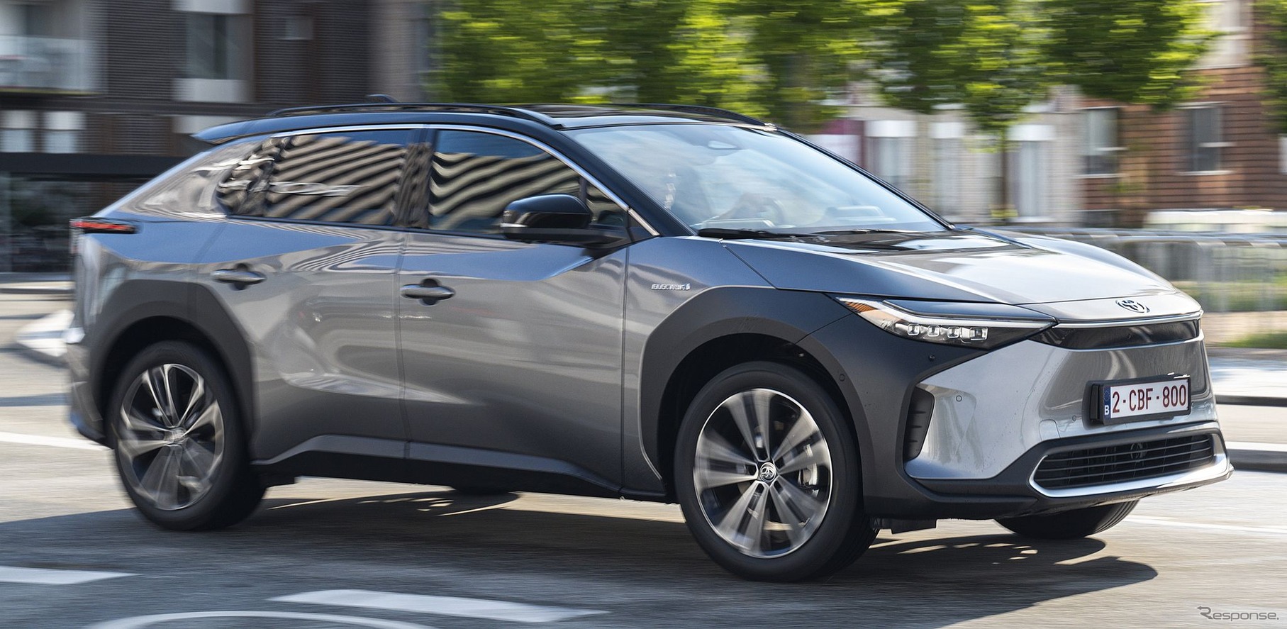 トヨタ bZ4X（欧州仕様）