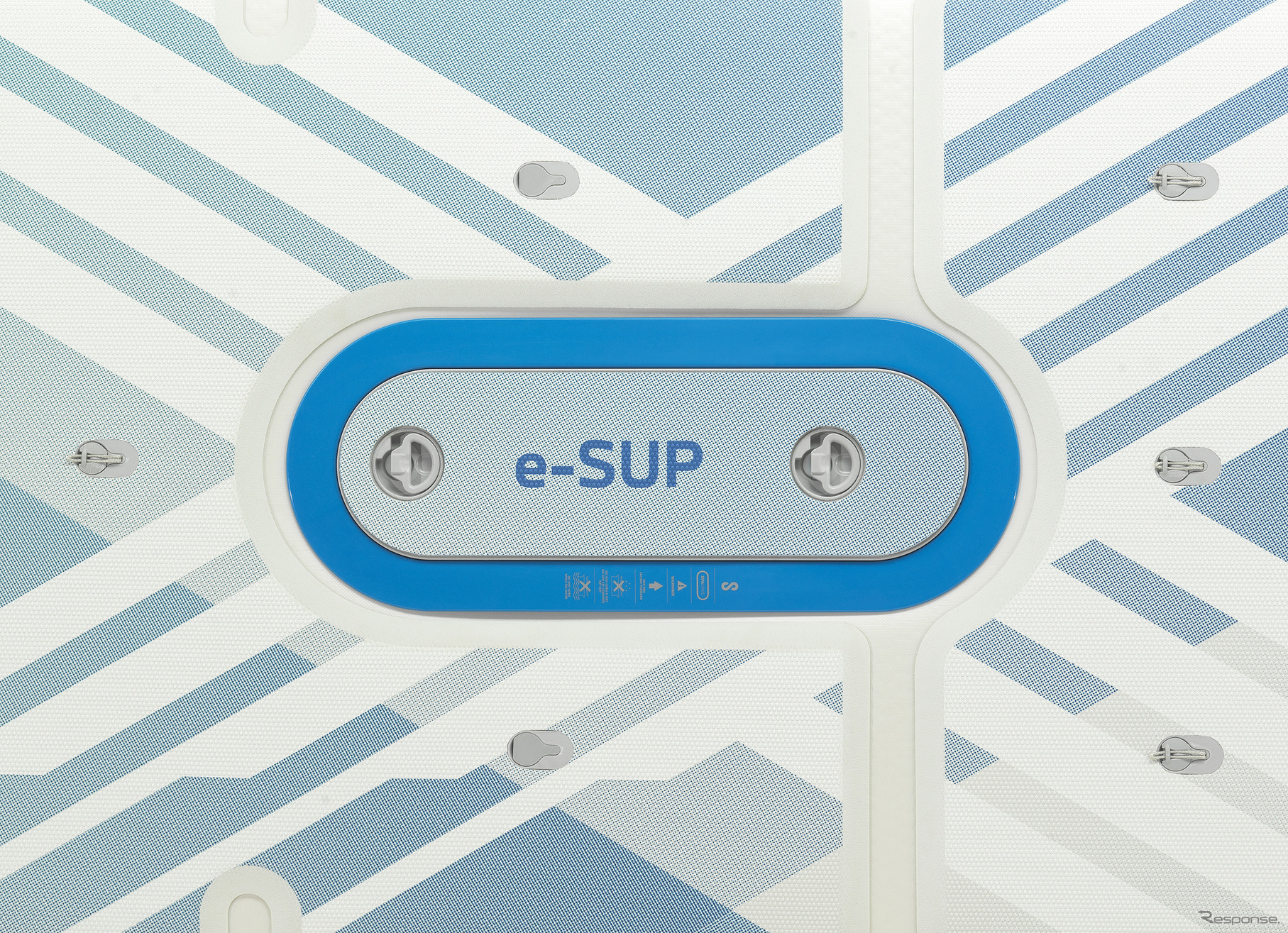 電動スタンドアップパドルボード「BMW x SipaBoards」