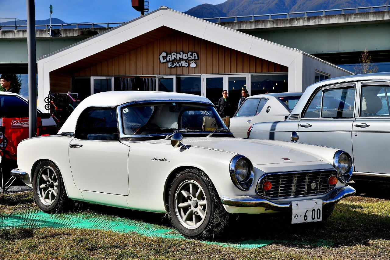 クラシックカーミーティング・イン山梨南アルプス