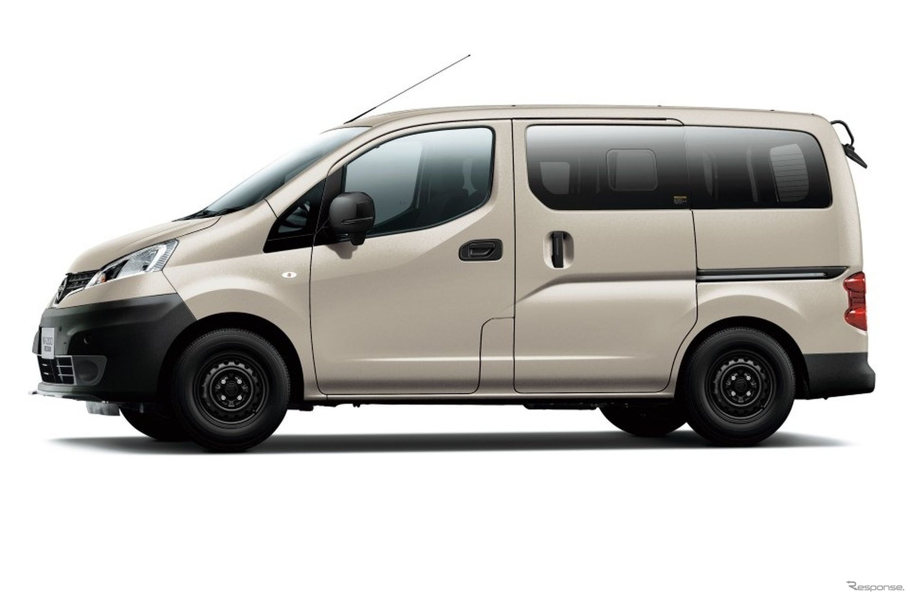 日産NV200バネットの「Outdoor Black Edition」