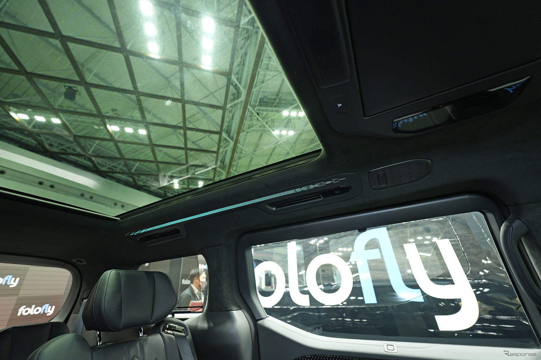 ZEEKR 009（ジャパンモビリティショー2025）