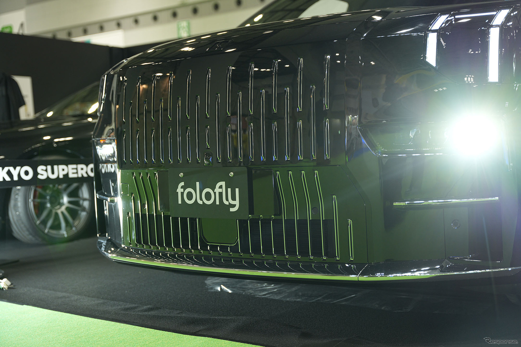 ZEEKR 009（ジャパンモビリティショー2025）