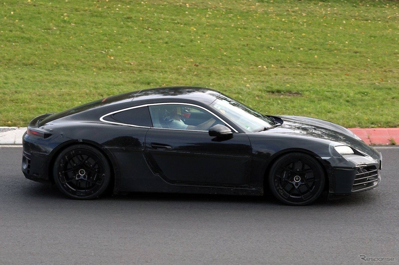 ポルシェ 718ケイマンEV 新型プロトタイプ　スクープ写真