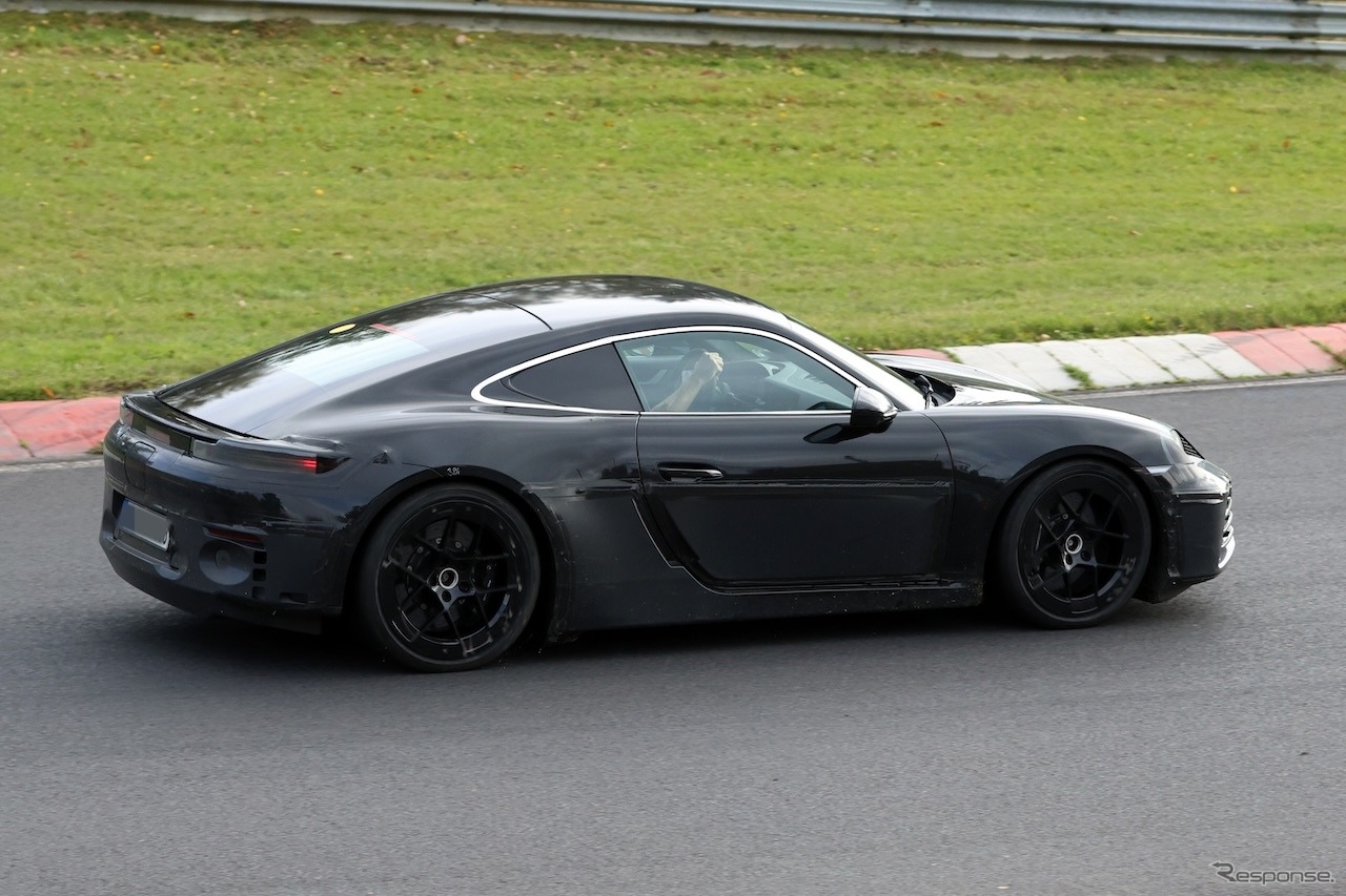 ポルシェ 718ケイマンEV 新型プロトタイプ　スクープ写真