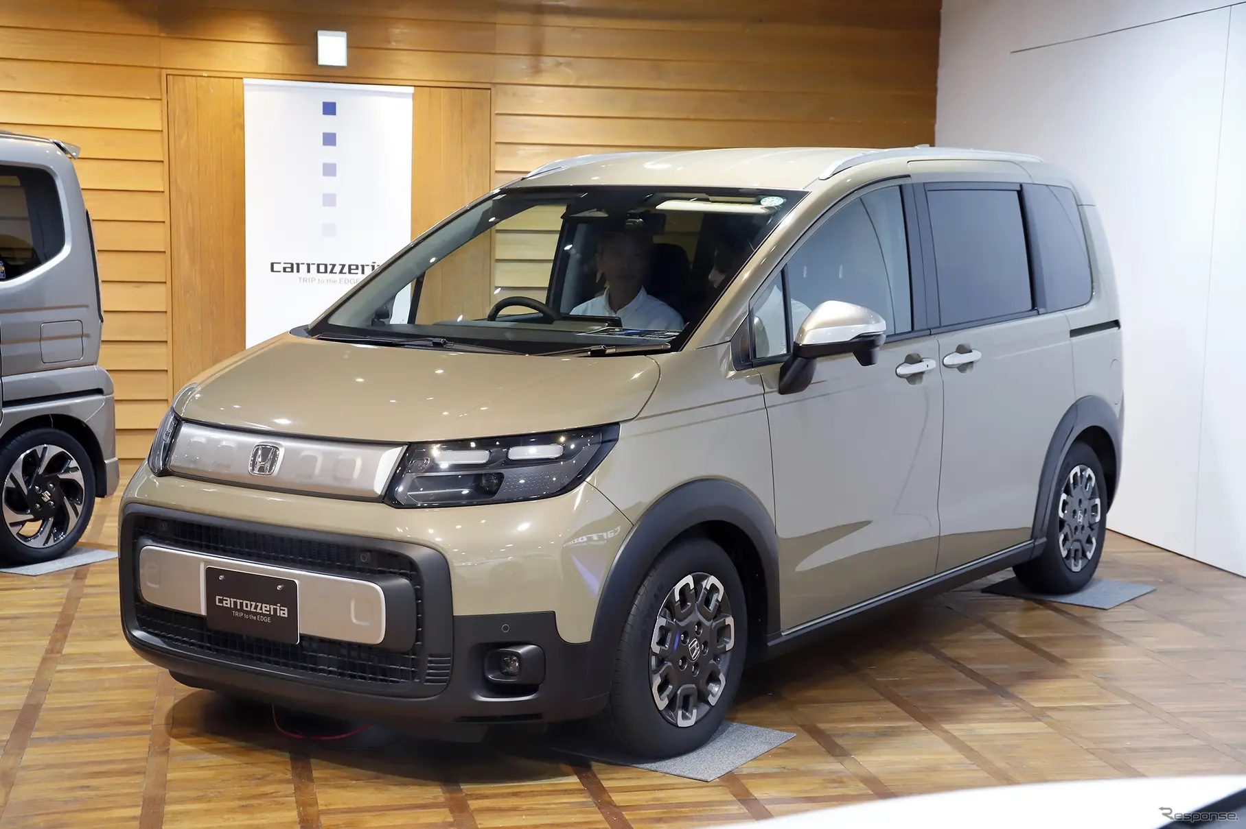 carrozzeria × HONDA フリード