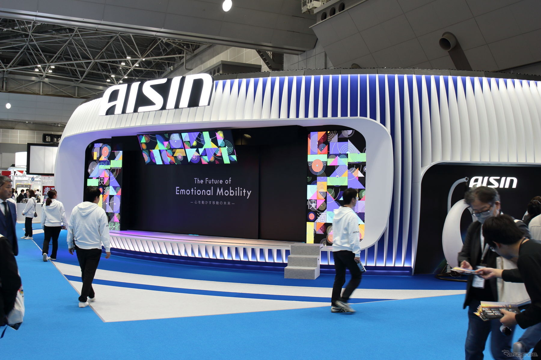 「A'sガレージ」をコンセプトにブースを展開したアイシン（ジャパンモビリティショー2025）