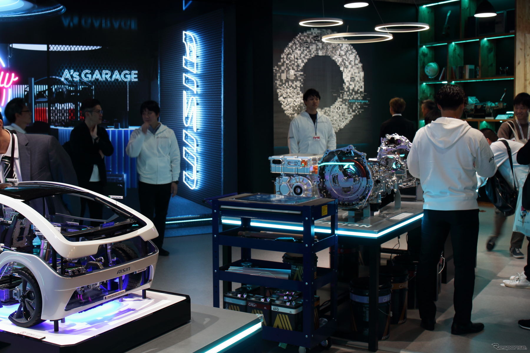 「A'sガレージ」をコンセプトにブースを展開したアイシン（ジャパンモビリティショー2025）