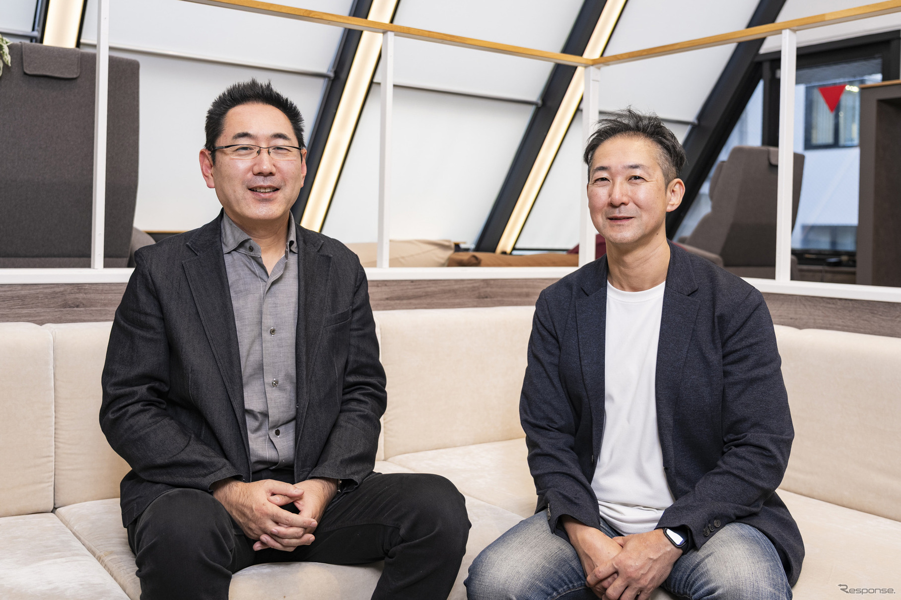 レスポンス編集長 三浦和也（左）とナノオプト・メディア 代表取締役社長 大嶋康彰氏（右）