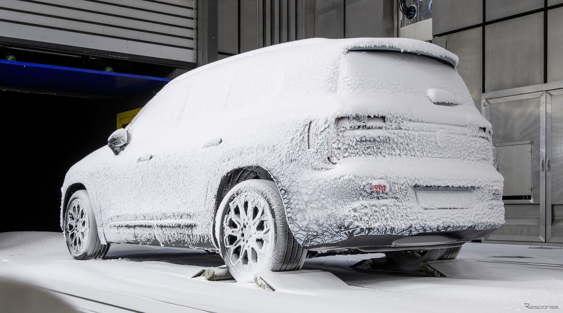 メルセデスベンツ GLB 次期型のプロトタイプ