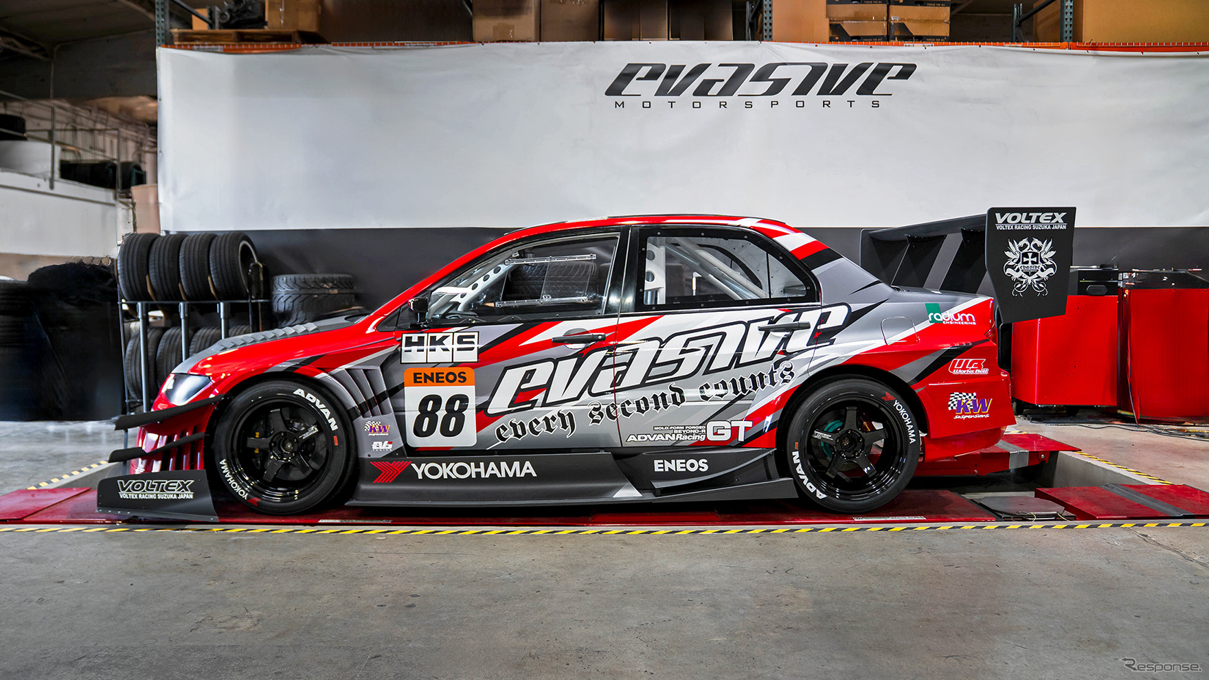 2006年式三菱『ランサーエボリューション』のカスタマイズモデル、「エボ9 RS」