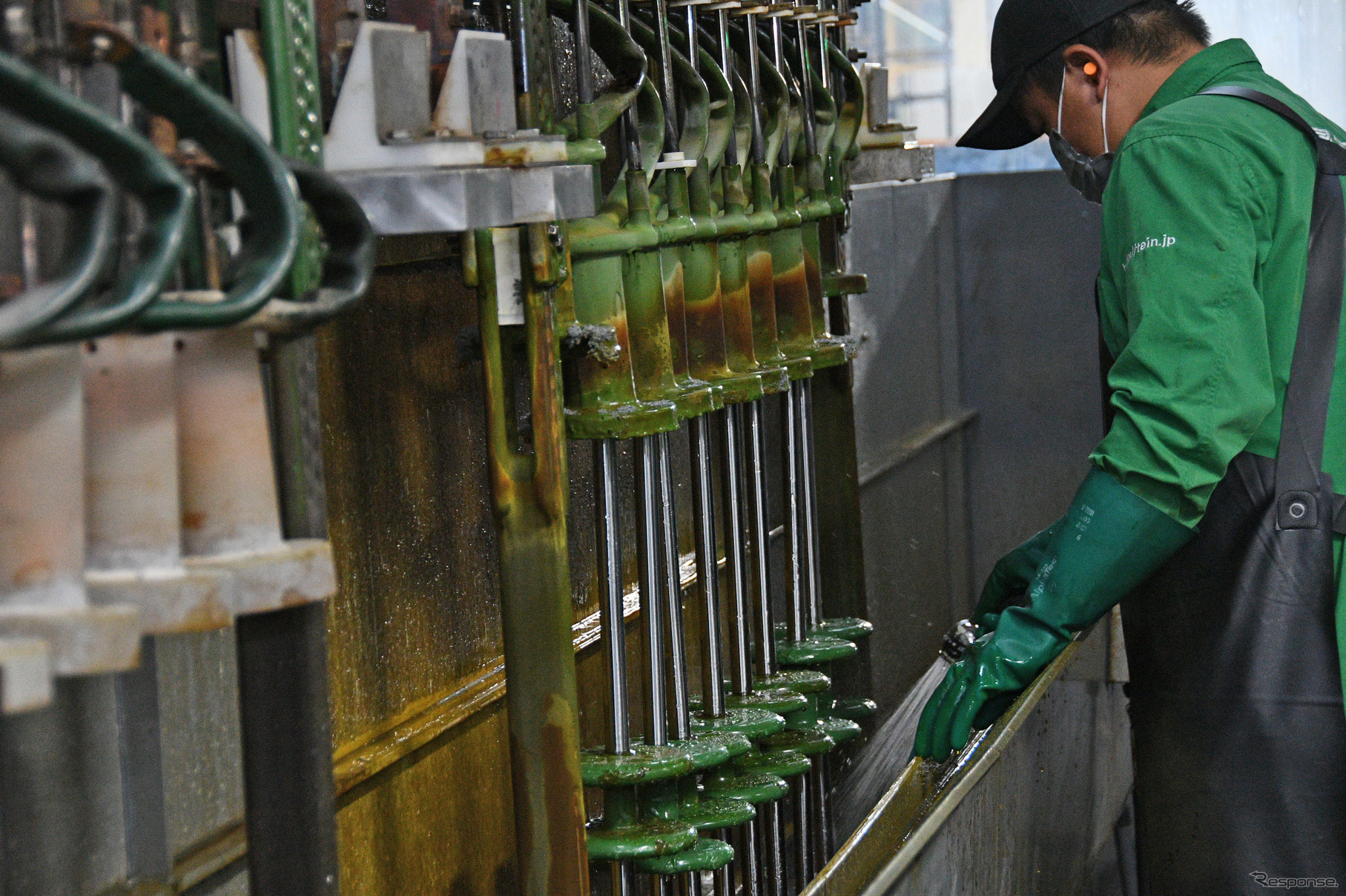 メッキ工程の準備過程。メッキ工程が認められるということで宿遷への工場立地が決まった