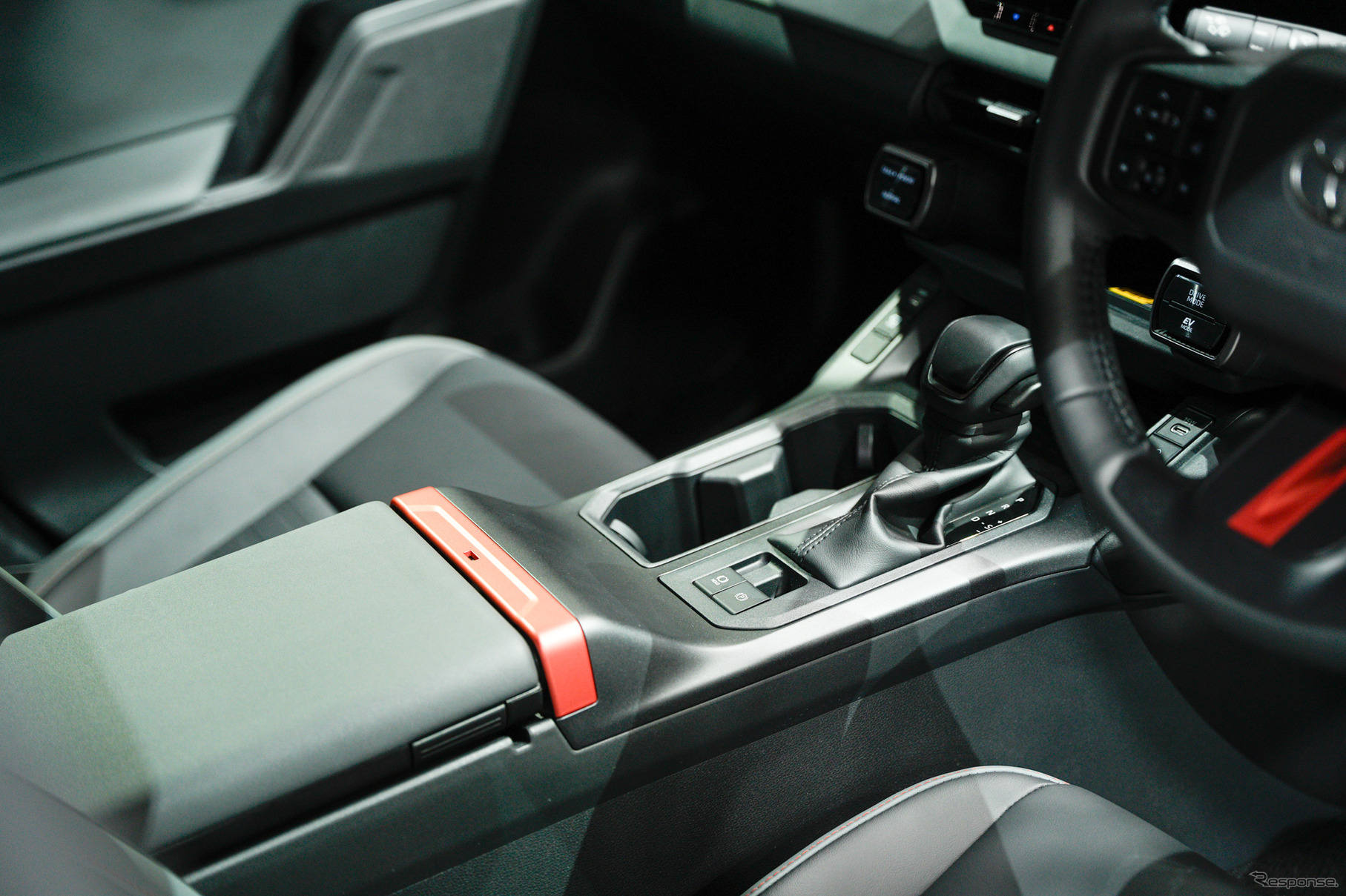 トヨタ RAV4 ADVENTURE（ジャパンモビリティショー2025）