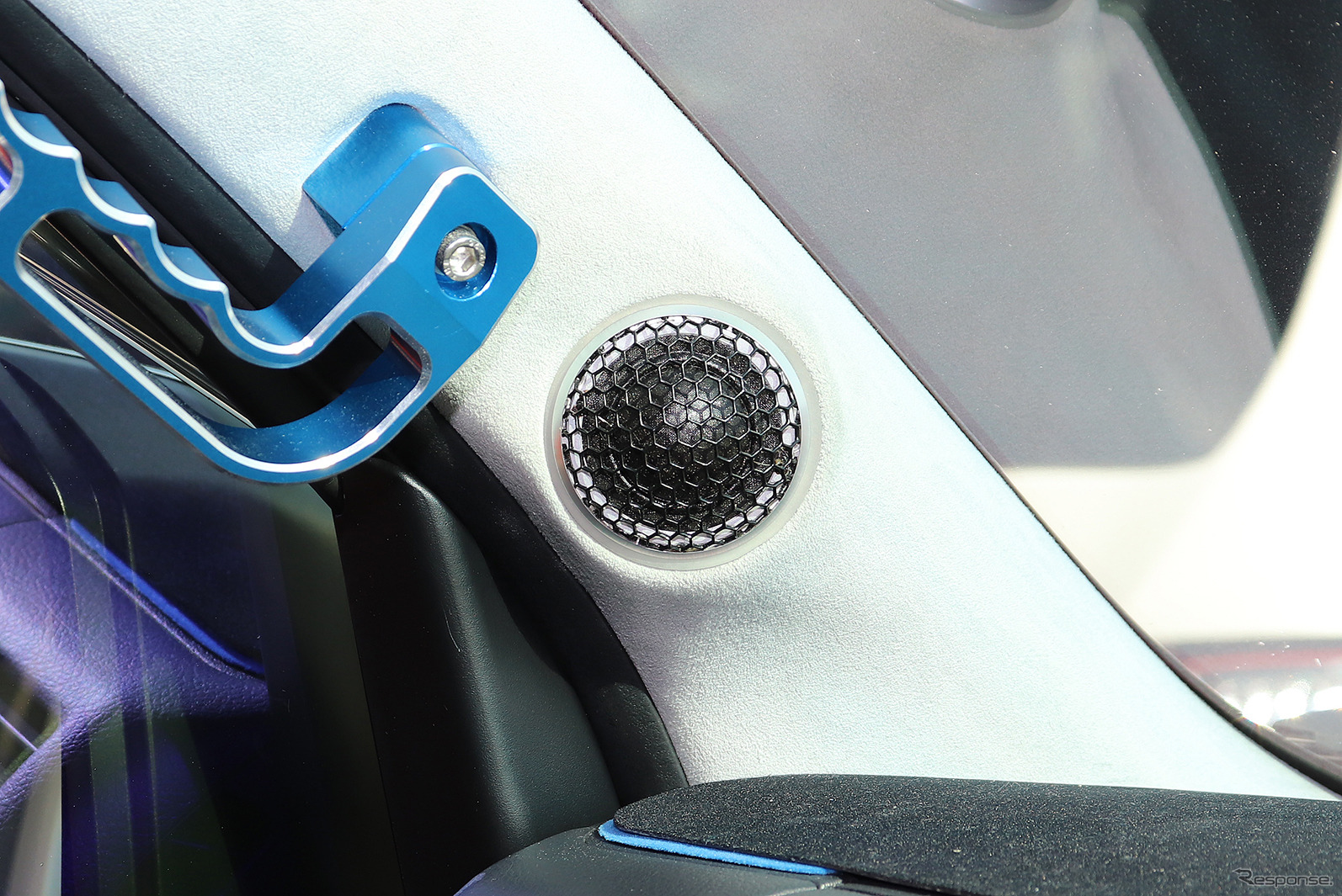 『イー^スト』（大阪府高石市）にて製作されたオーディオカーの一例。