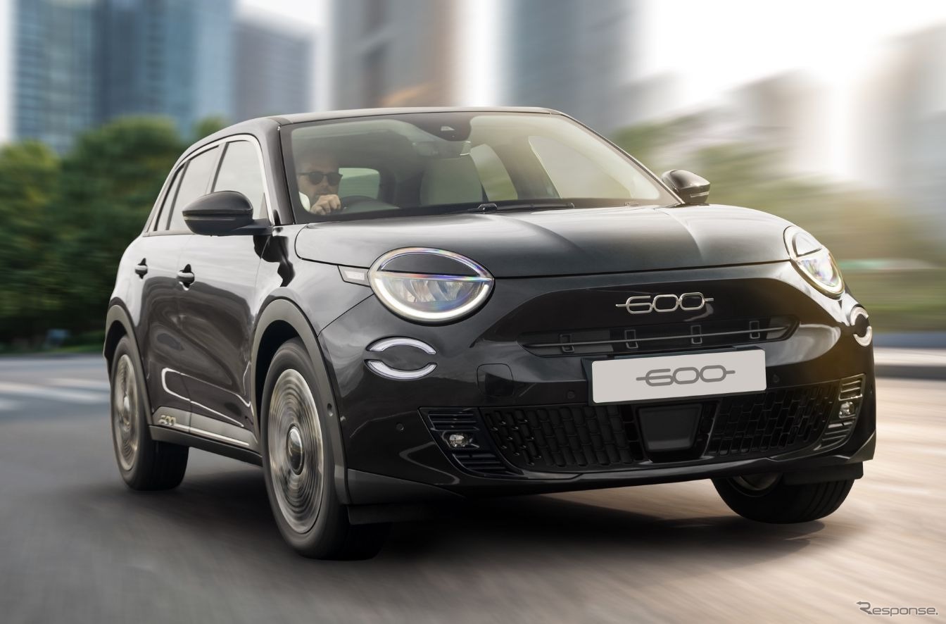 フィアット 600 ハイブリッド ネロ チネマ