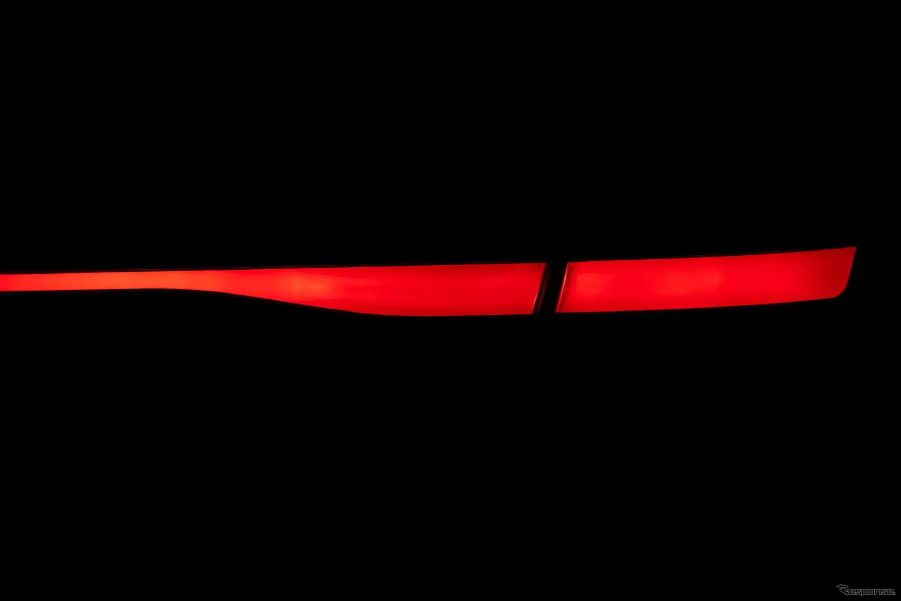 通常の均一面発光リアランプ