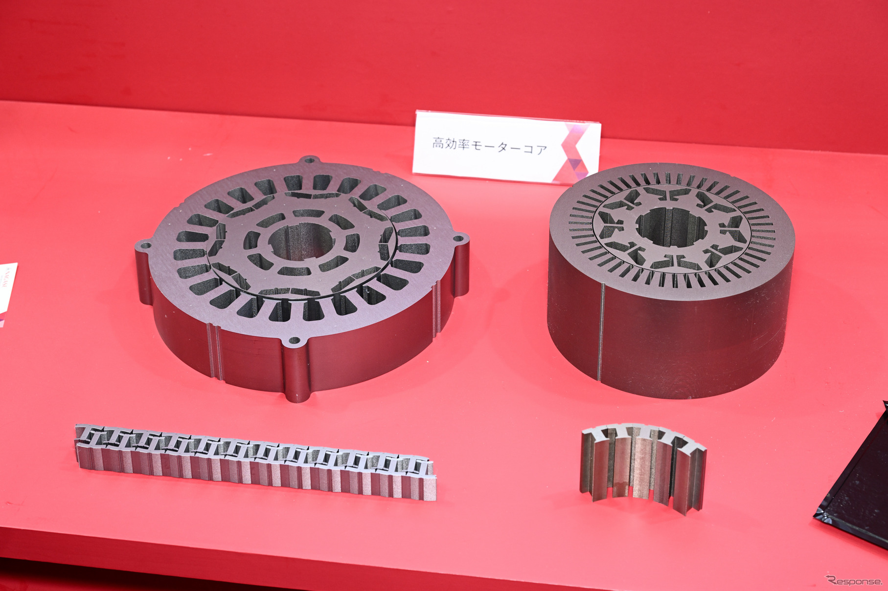 長瀬産業ブースに展示された高効率モーターコア