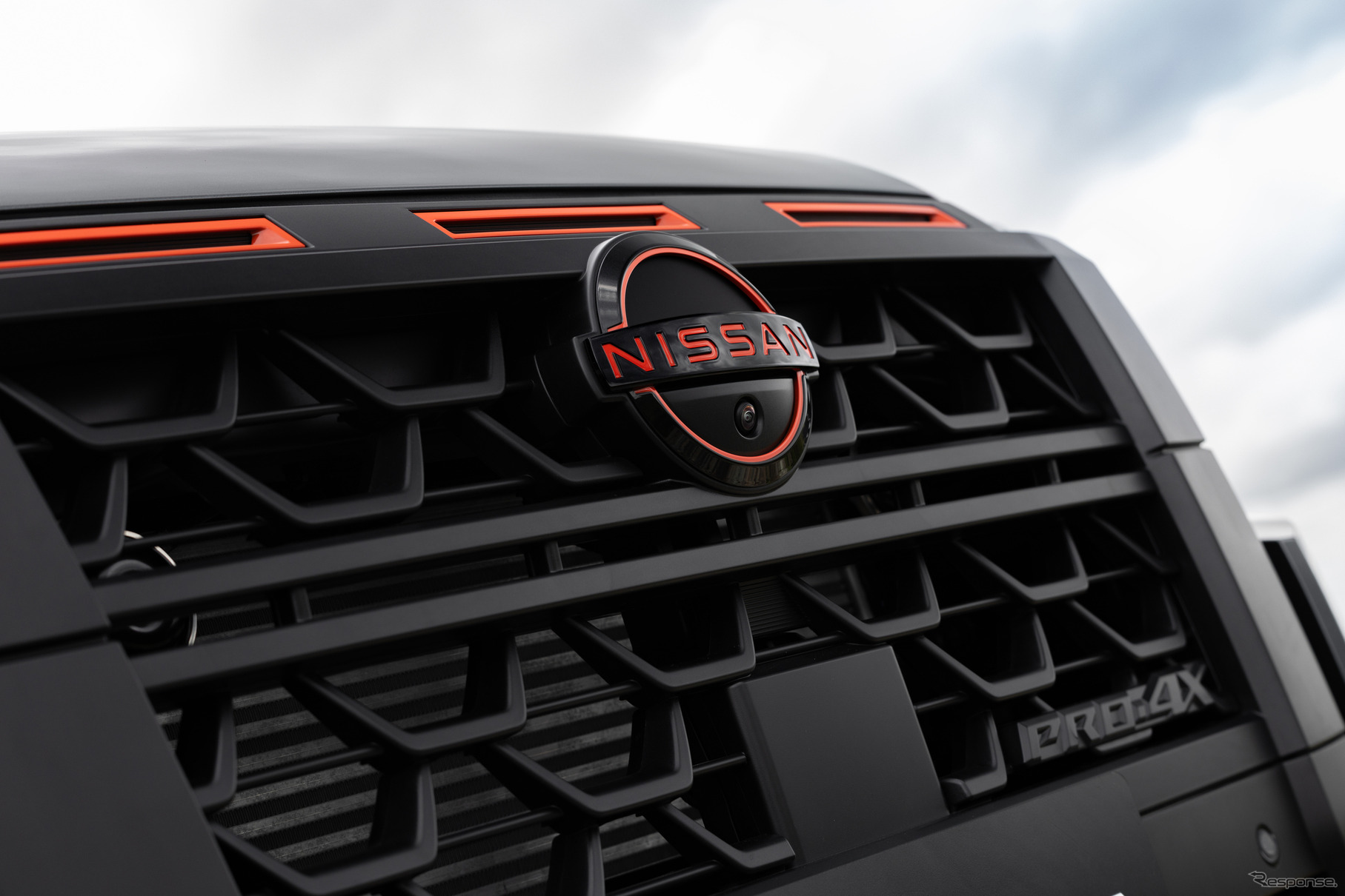 日産 ナバラ 新型