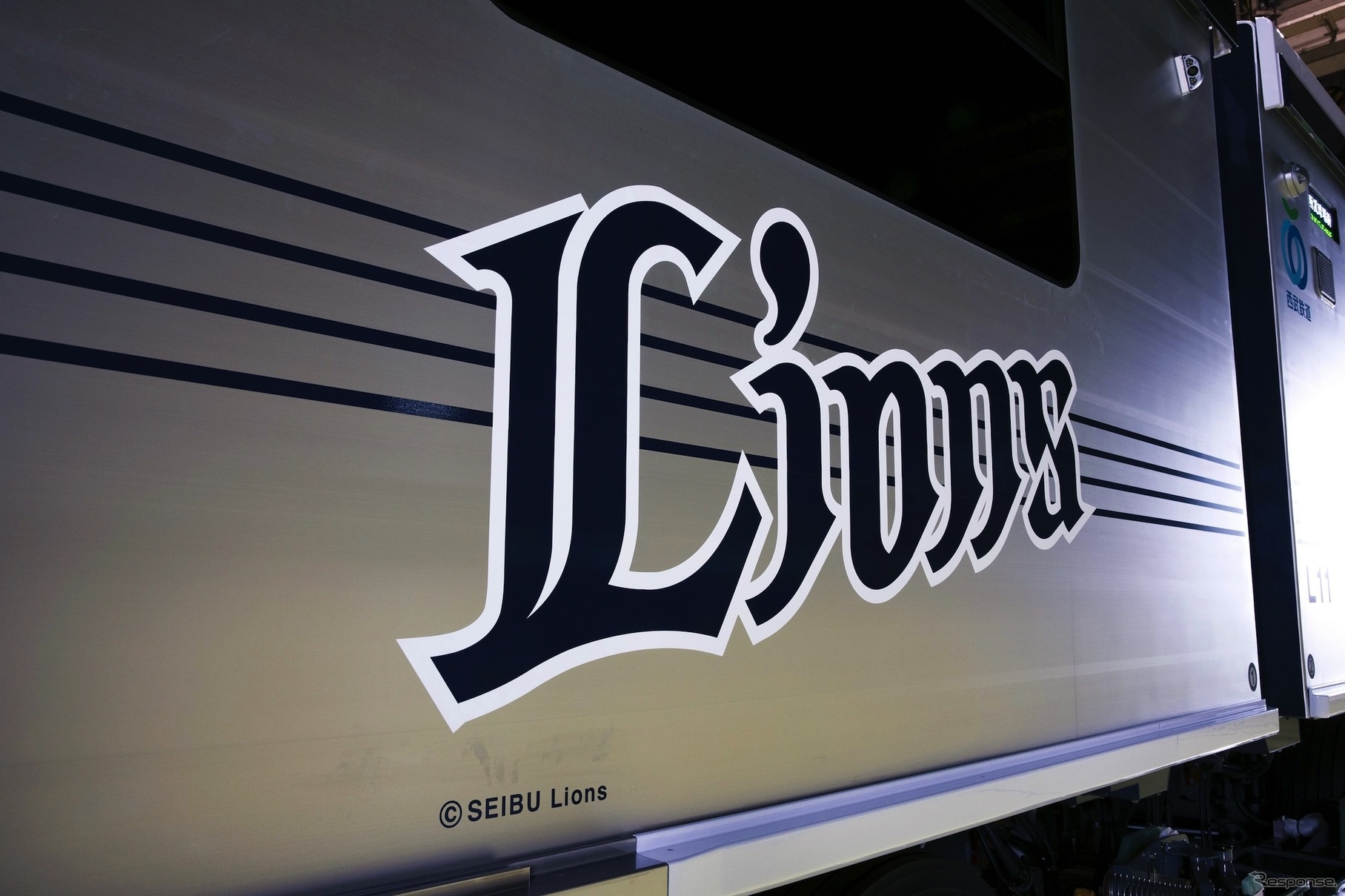 L00系新型レオライナー　(c) SEIBU LIONS
