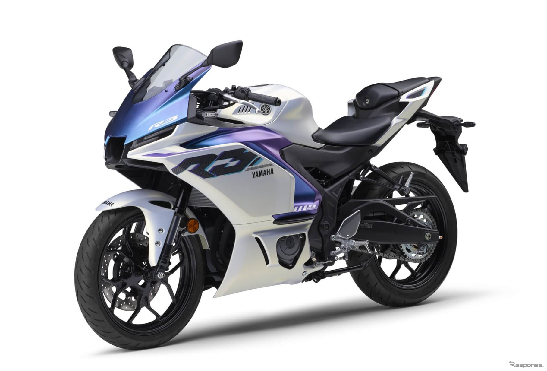 ヤマハ YZF-R25（マットパールホワイト）