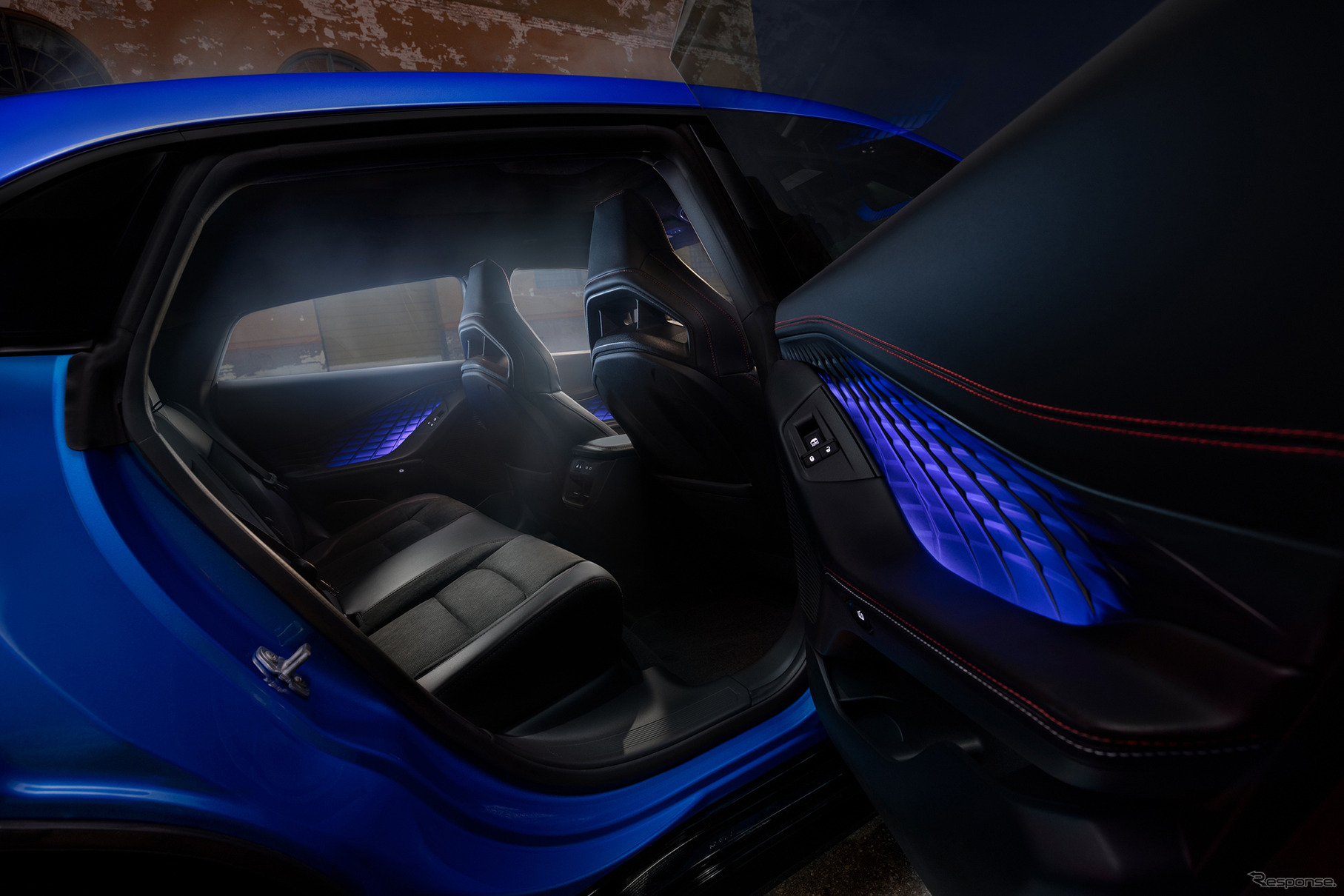 ダッジ『チャージャー スキャットパック』の4ドア