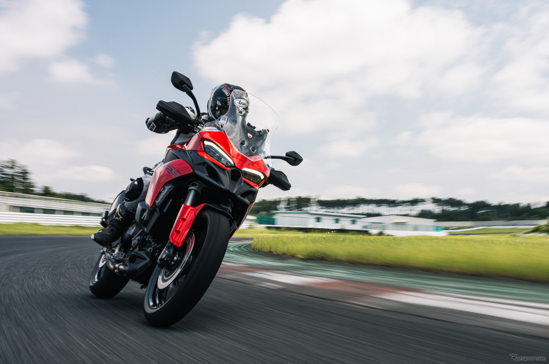 ドゥカティ ムルティストラーダV2S