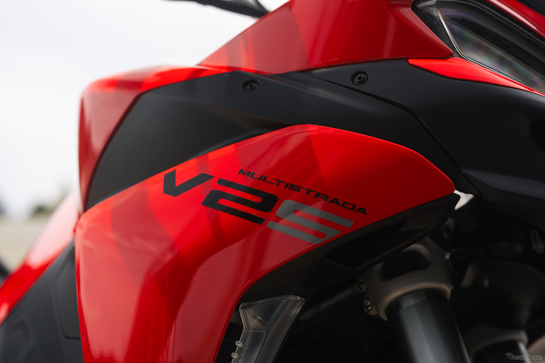 ドゥカティ ムルティストラーダV2S