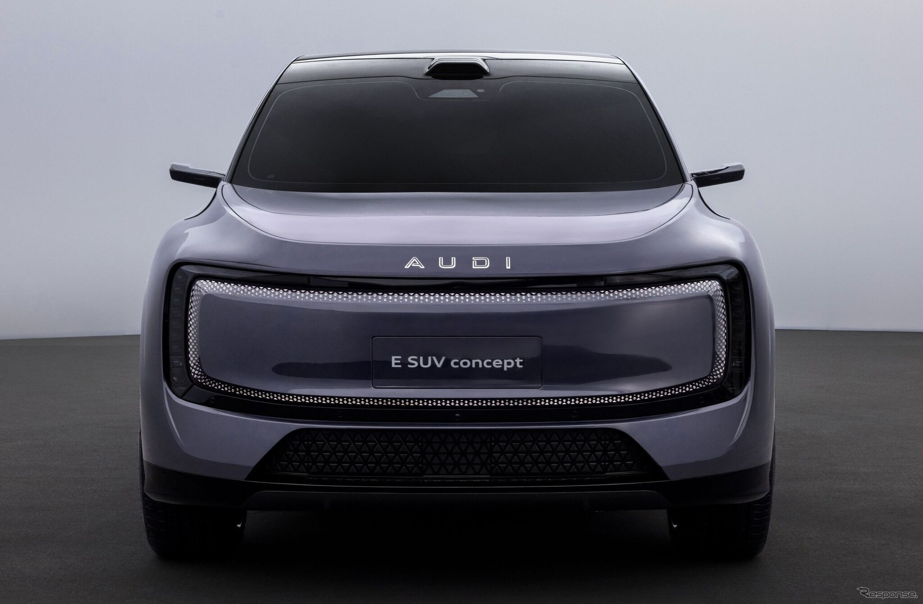 AUDI E SUV コンセプト