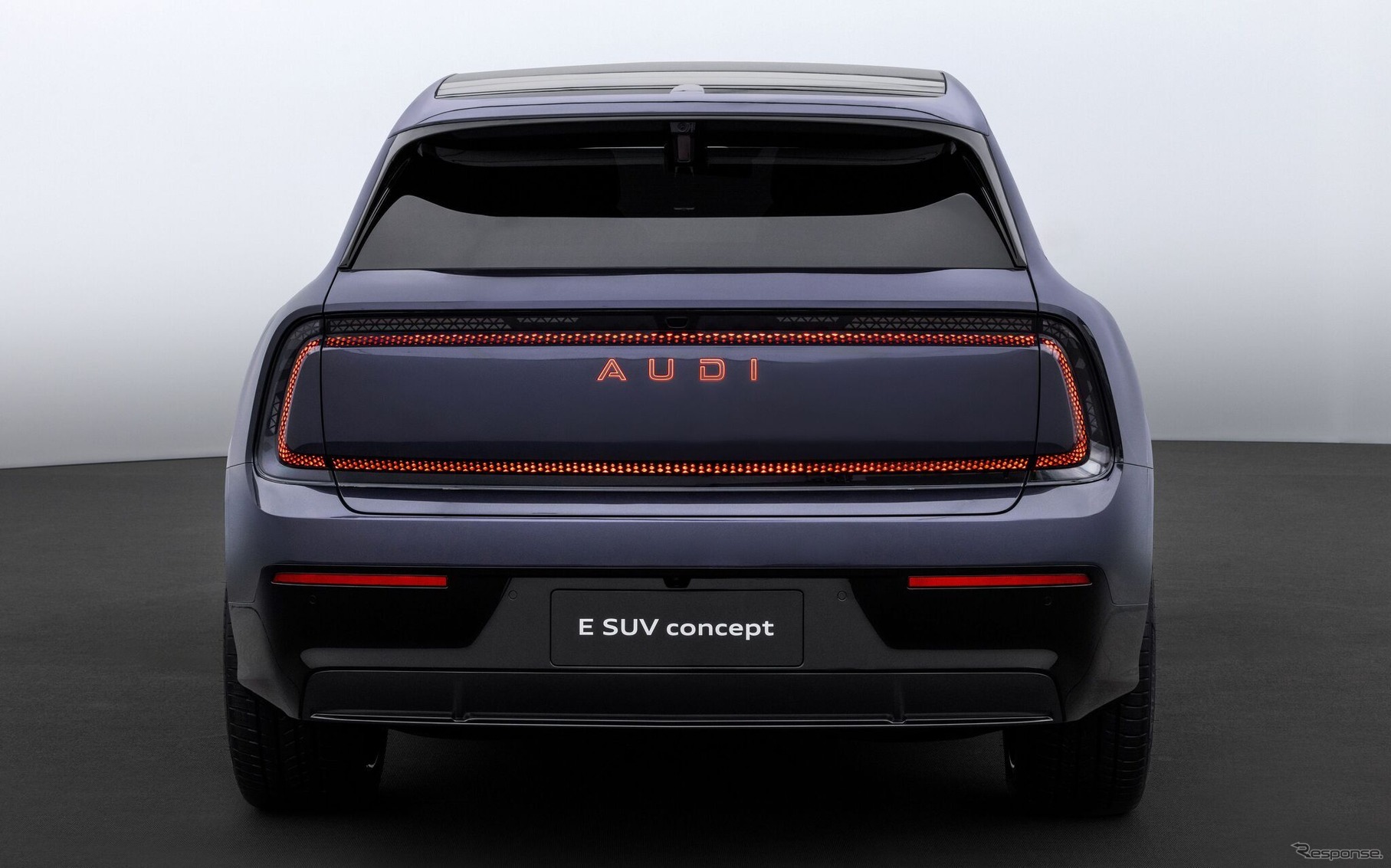 AUDI E SUV コンセプト