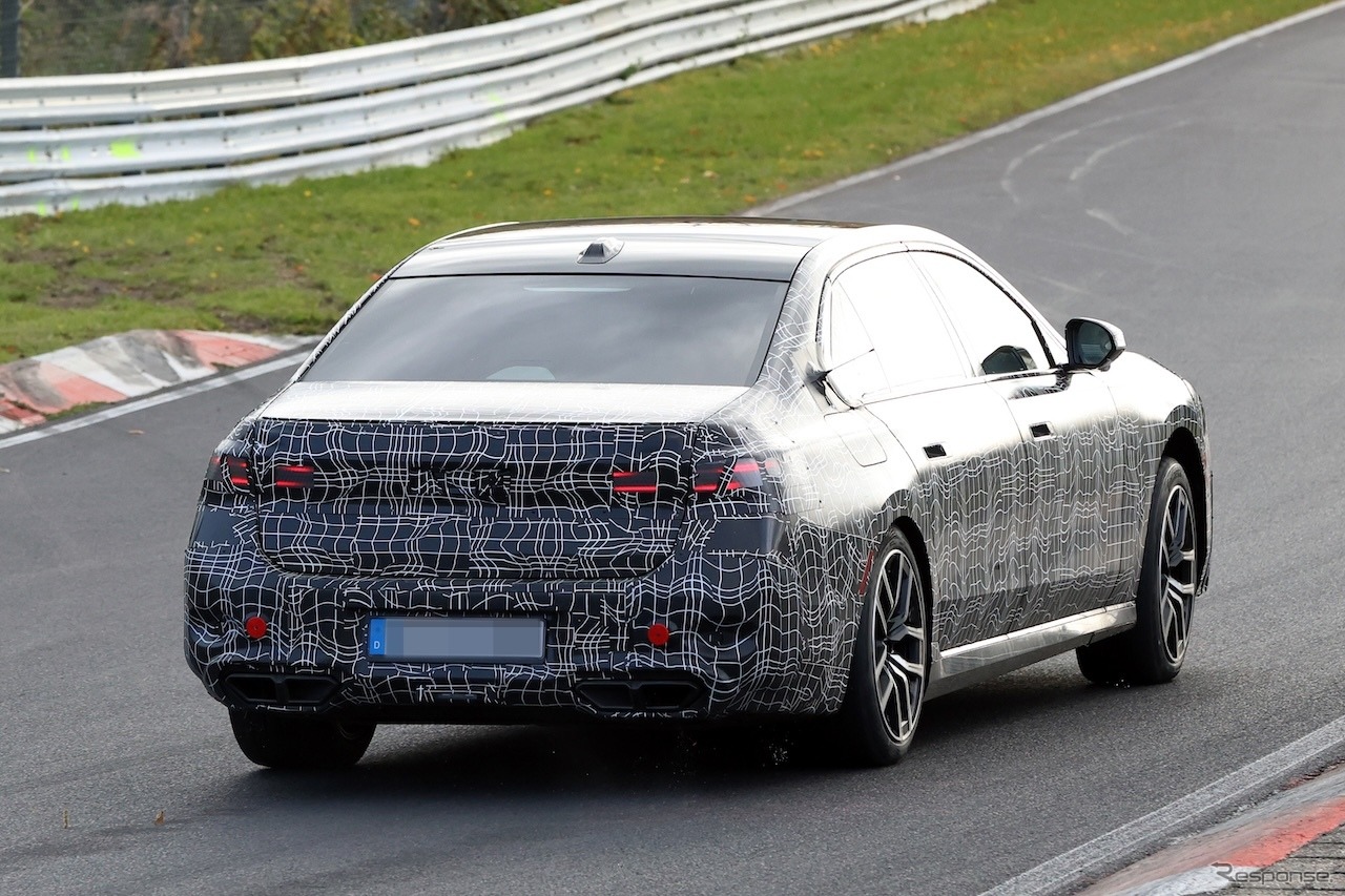 BMW 7シリーズ 改良新型のプロトタイプ