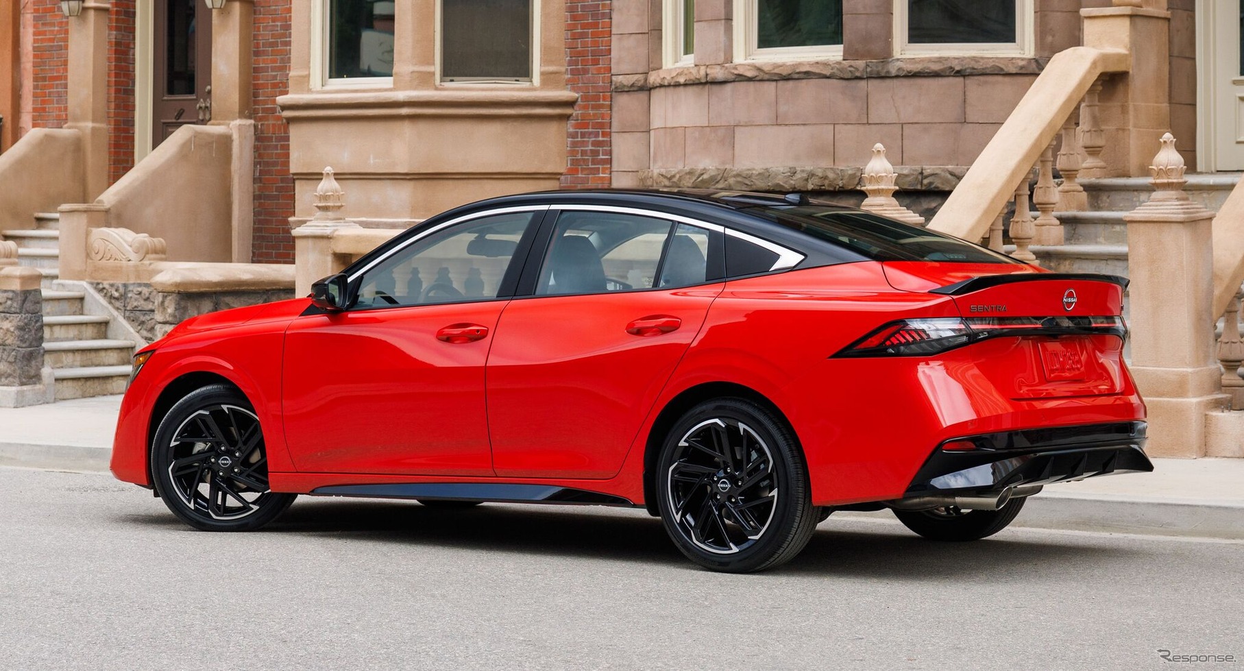 日産 セントラ 新型