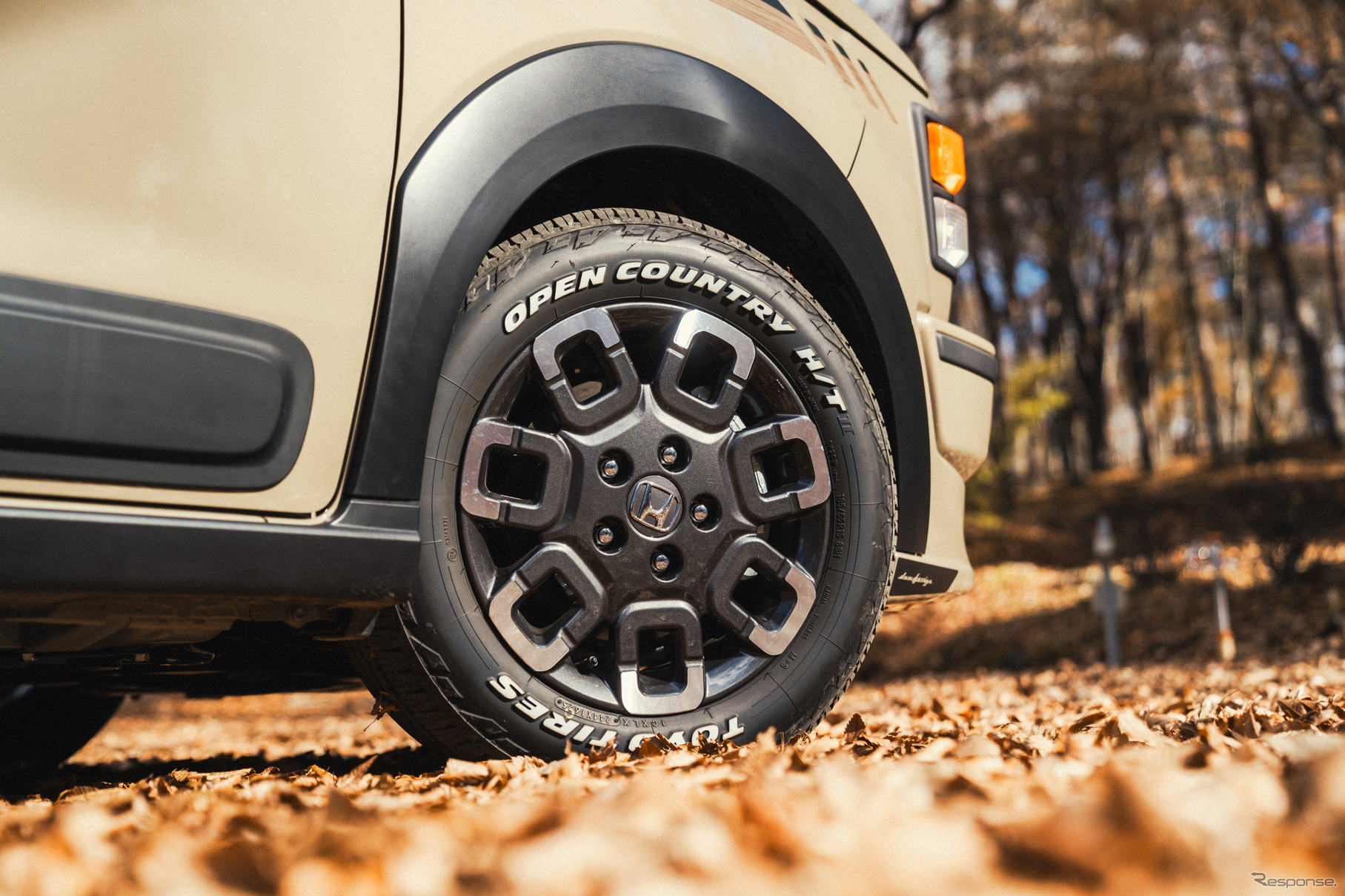 DAMDフリード・アイソレーター