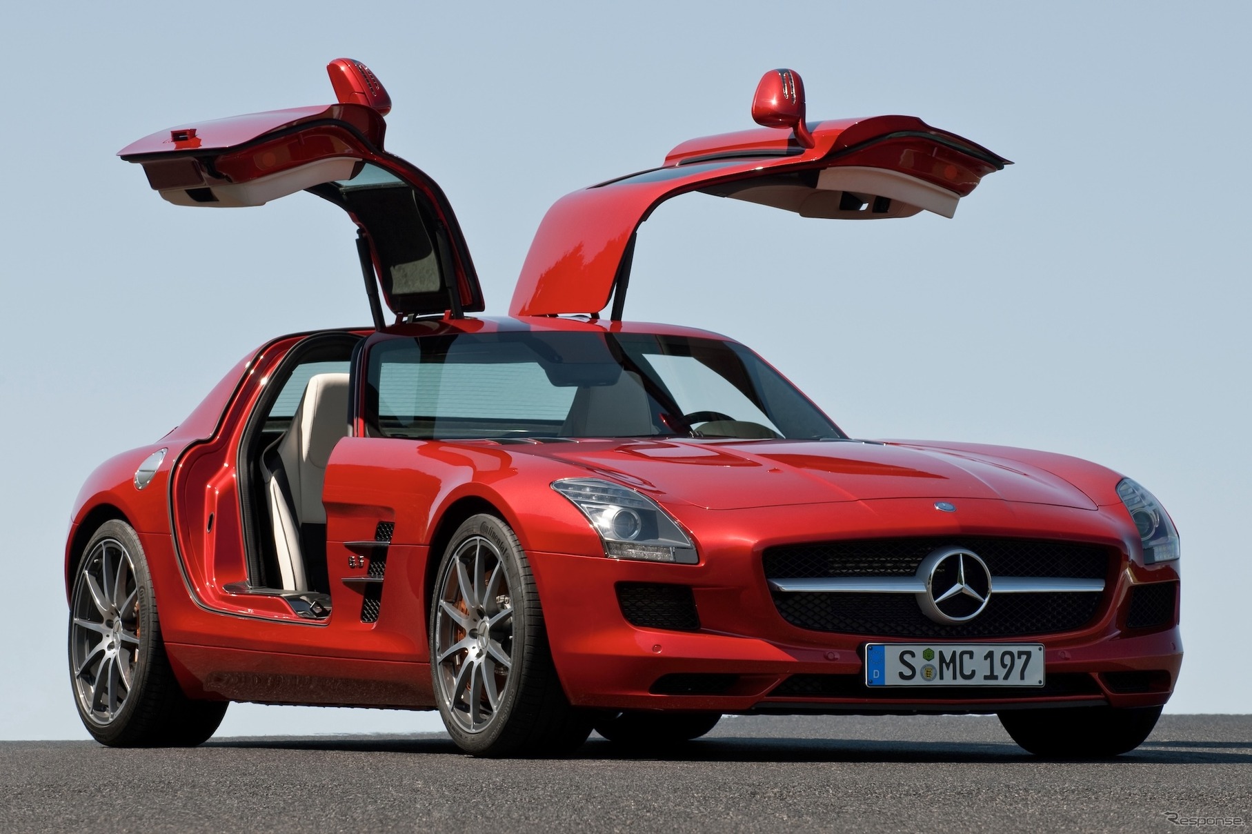 メルセデスベンツ SLS AMG