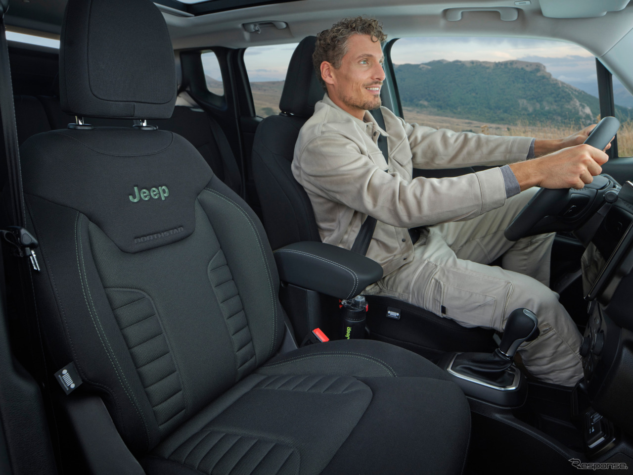 ジープ・レネゲードの「ノース スター エディション」