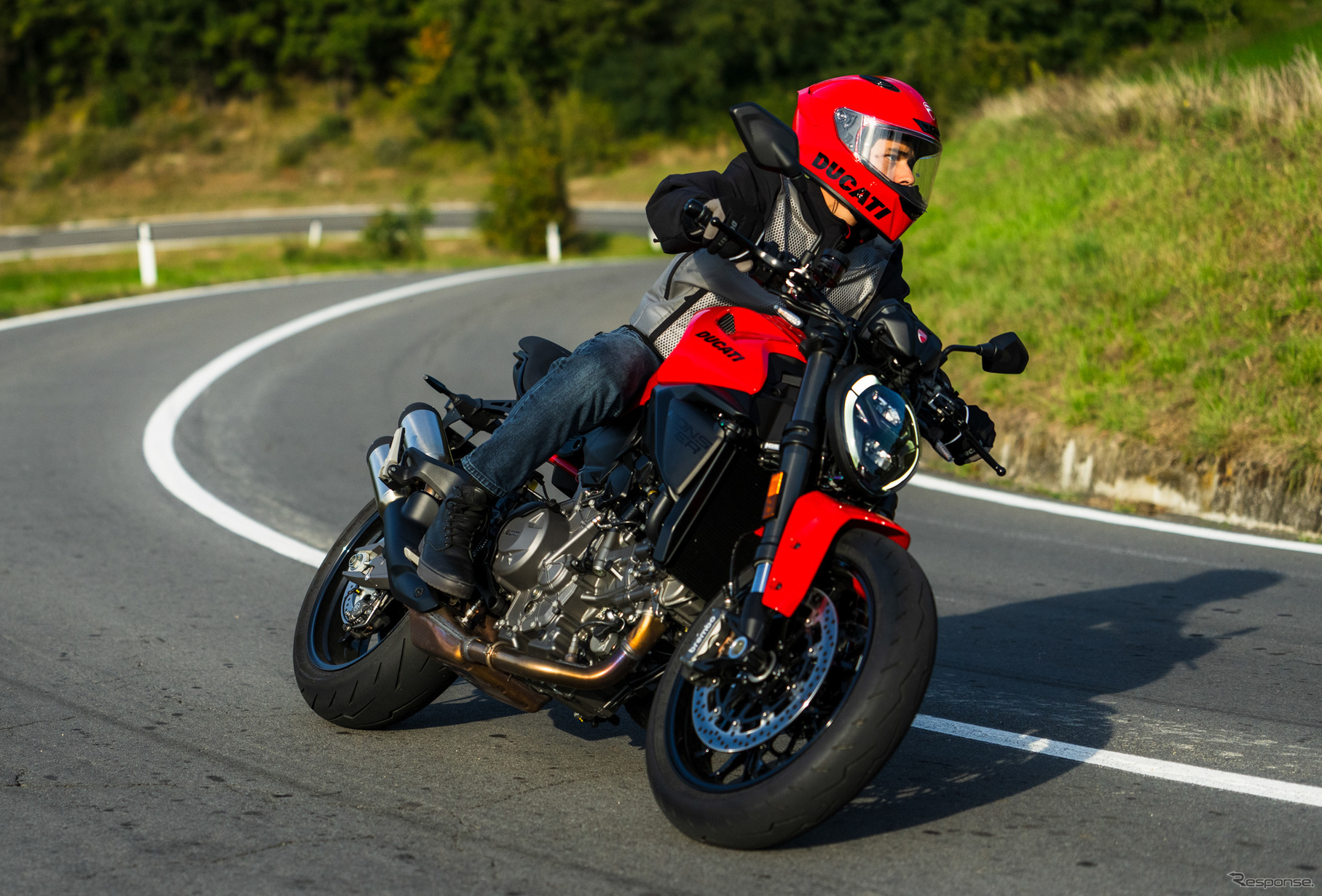 ドゥカティ モンスター 新型