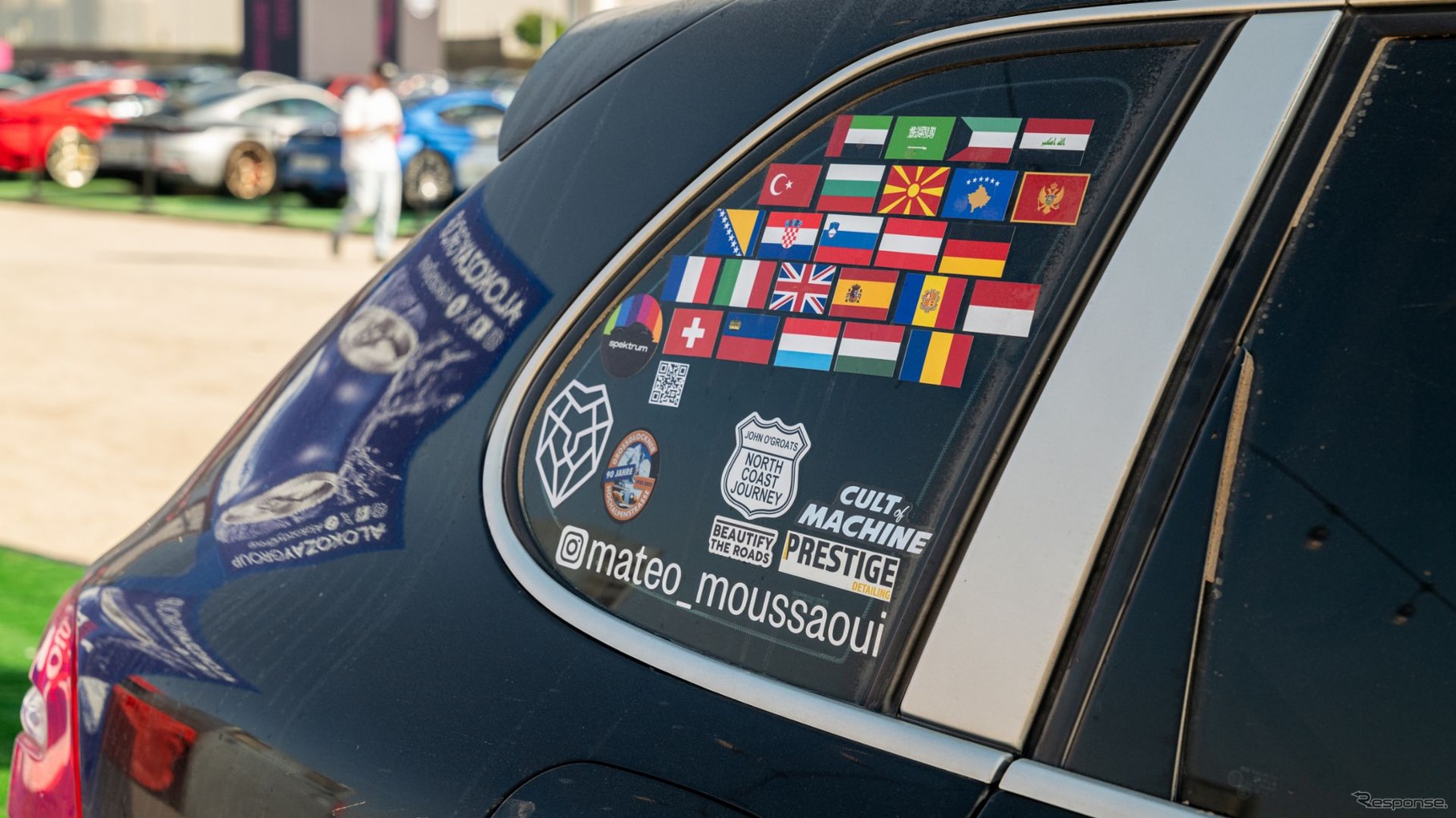 2009年型の初代ポルシェ『カイエン』とマテオ・ムサウイ氏