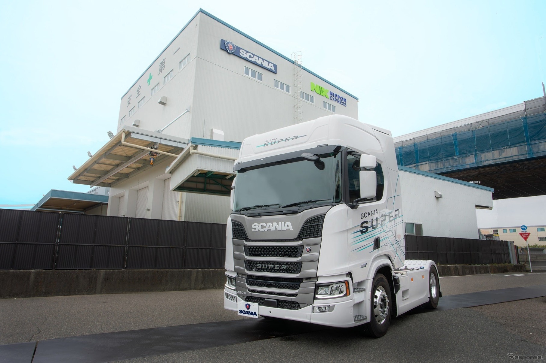 NX商事とスカニアが販売・サービスネットワークの拡大に向けパートナーシップを強化