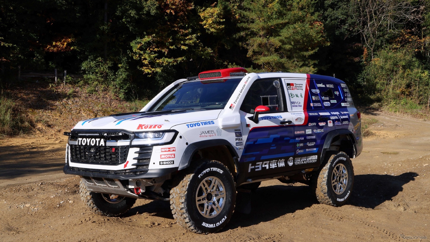 トヨタ・ランドクルーザー300　GR SPORTをベースとしたラリー車