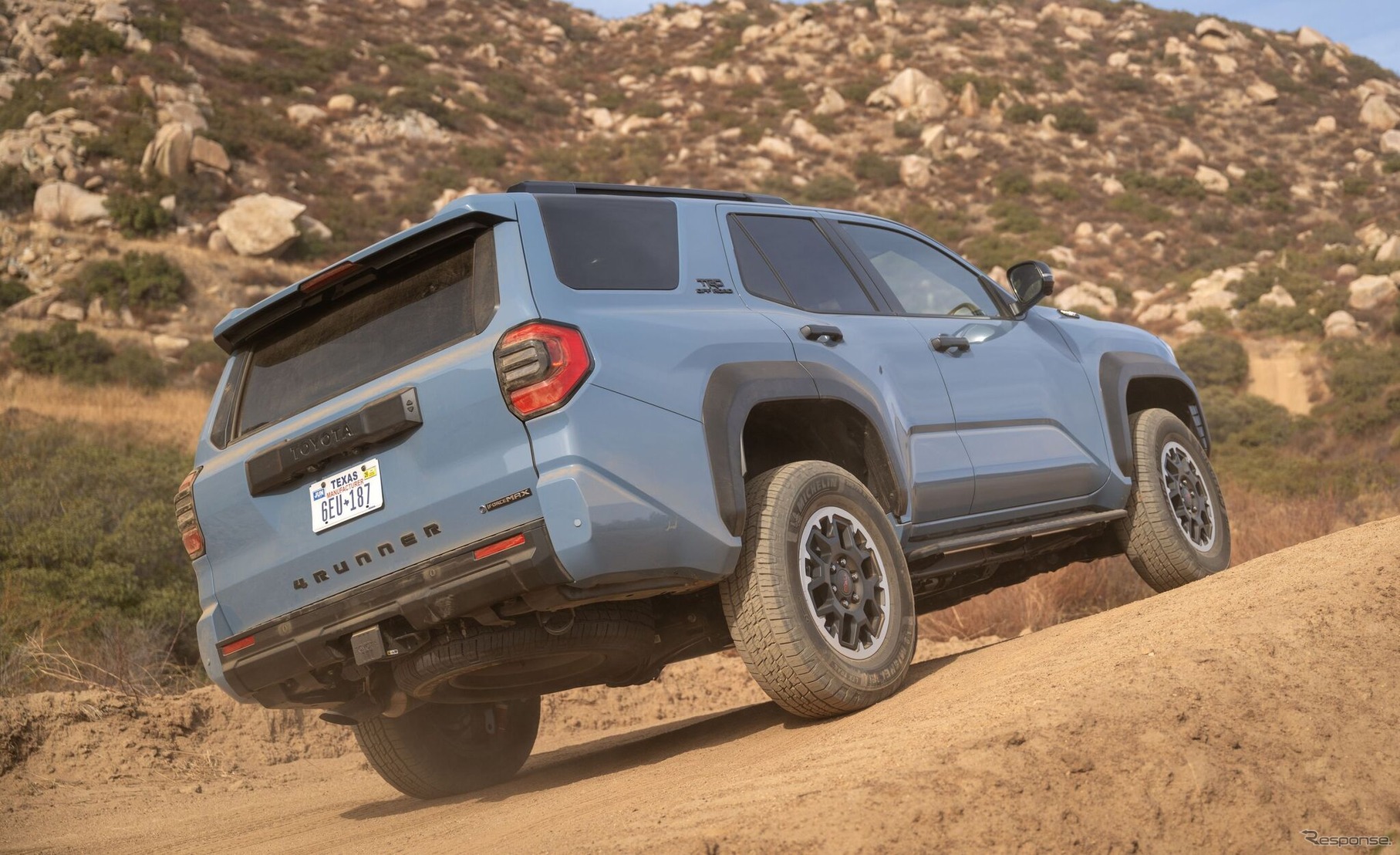 トヨタ 4ランナー の「TRDオフロード」