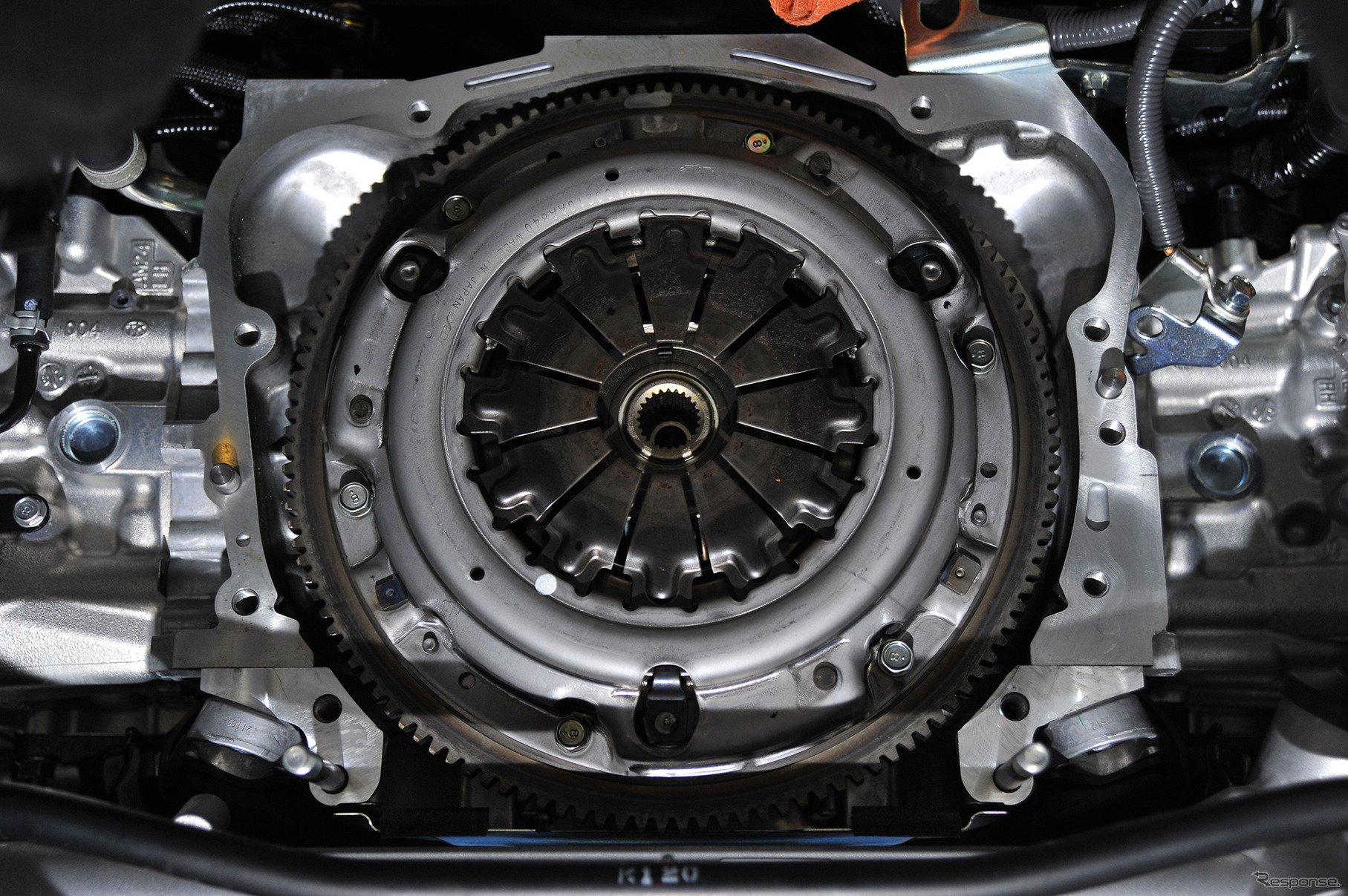 マニュアル車が別物になる！ クラッチ＆フライホイール駆動系チューンで走りを激変させる方法～カスタムHOW TO～